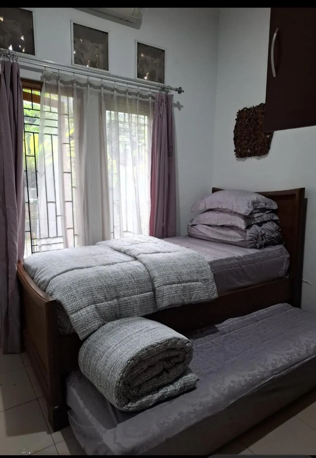 Bed in ChiGhaya Guest House