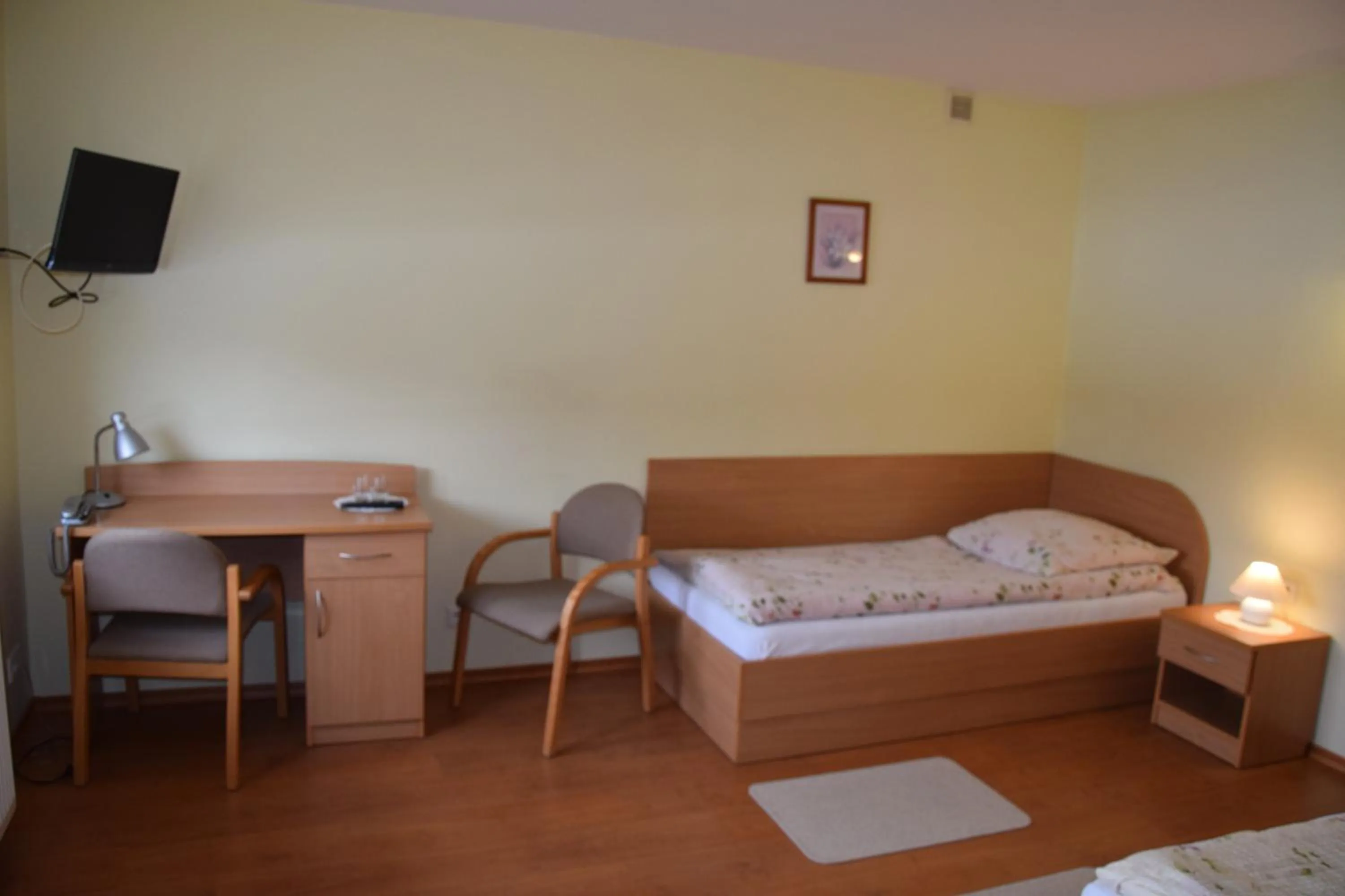 Bed in Inter-Bar-Motel