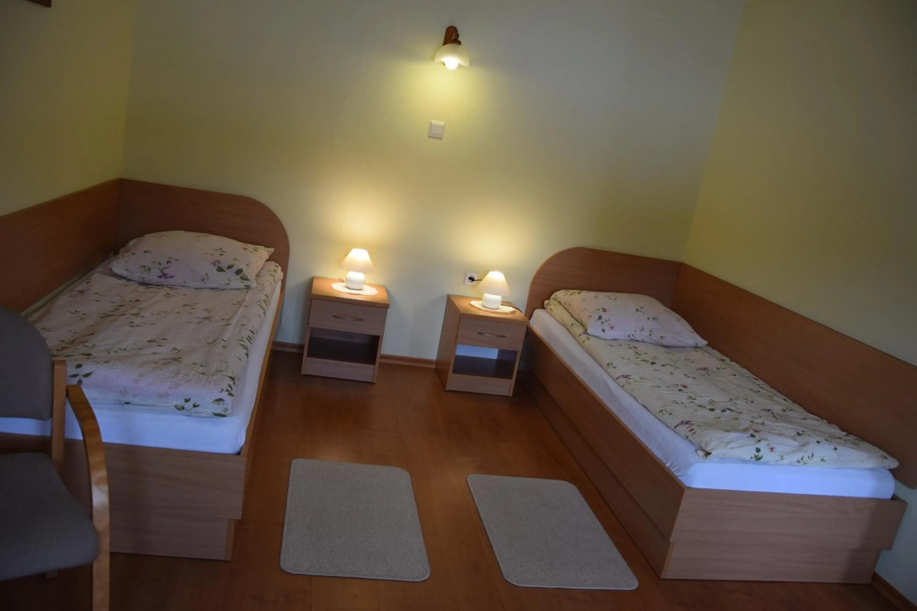 Bed in Inter-Bar-Motel
