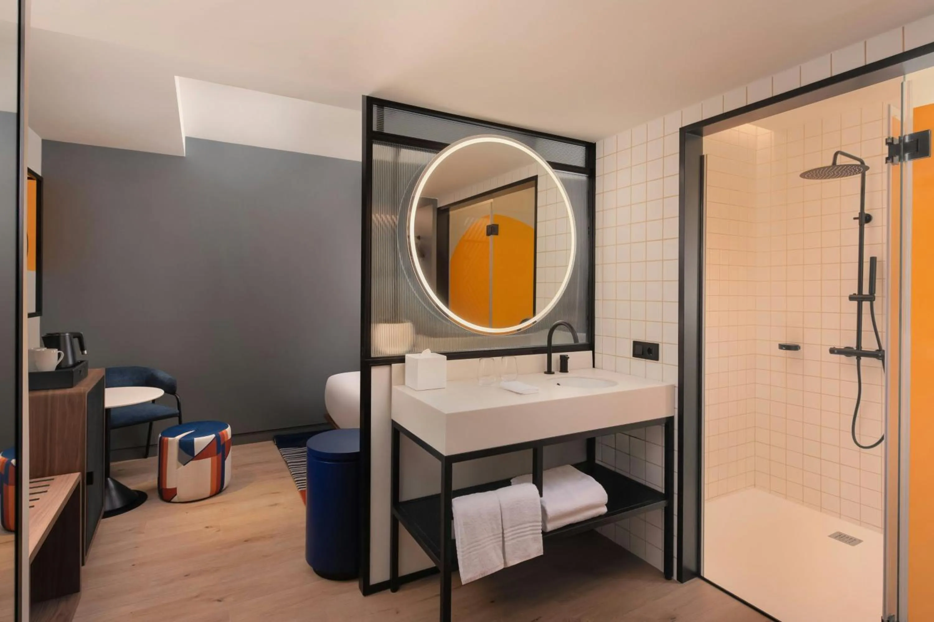 Bathroom in Aloft Madrid Gran Via