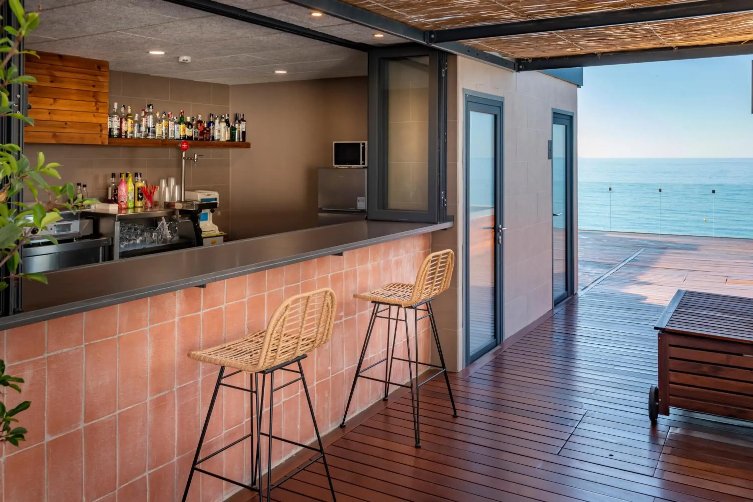 Lounge or bar in GHT Miratge - Only Adults 18 and up Lounge or bar in GHT Miratge - Only Adults 18 and up