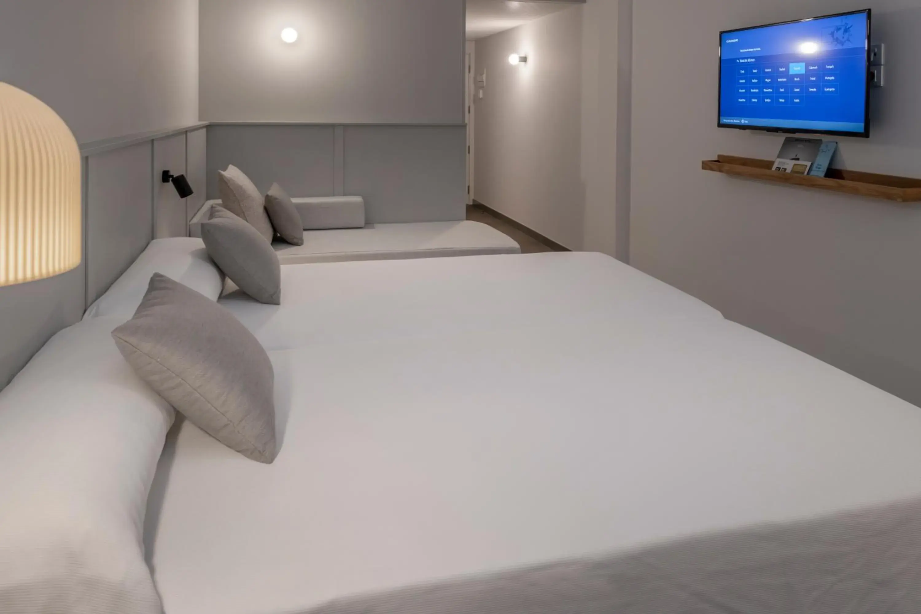 Double or Twin Room with Extra Bed and Sea View in GHT Miratge - Only Adults 18 and up Double or Twin Room with Extra Bed and Sea View in GHT Miratge - Only Adults 18 and up