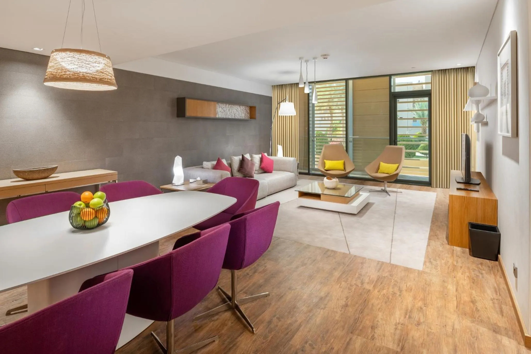 Living room in Radisson Blu Hotel & Residence, Riyadh Diplomatic Quarter