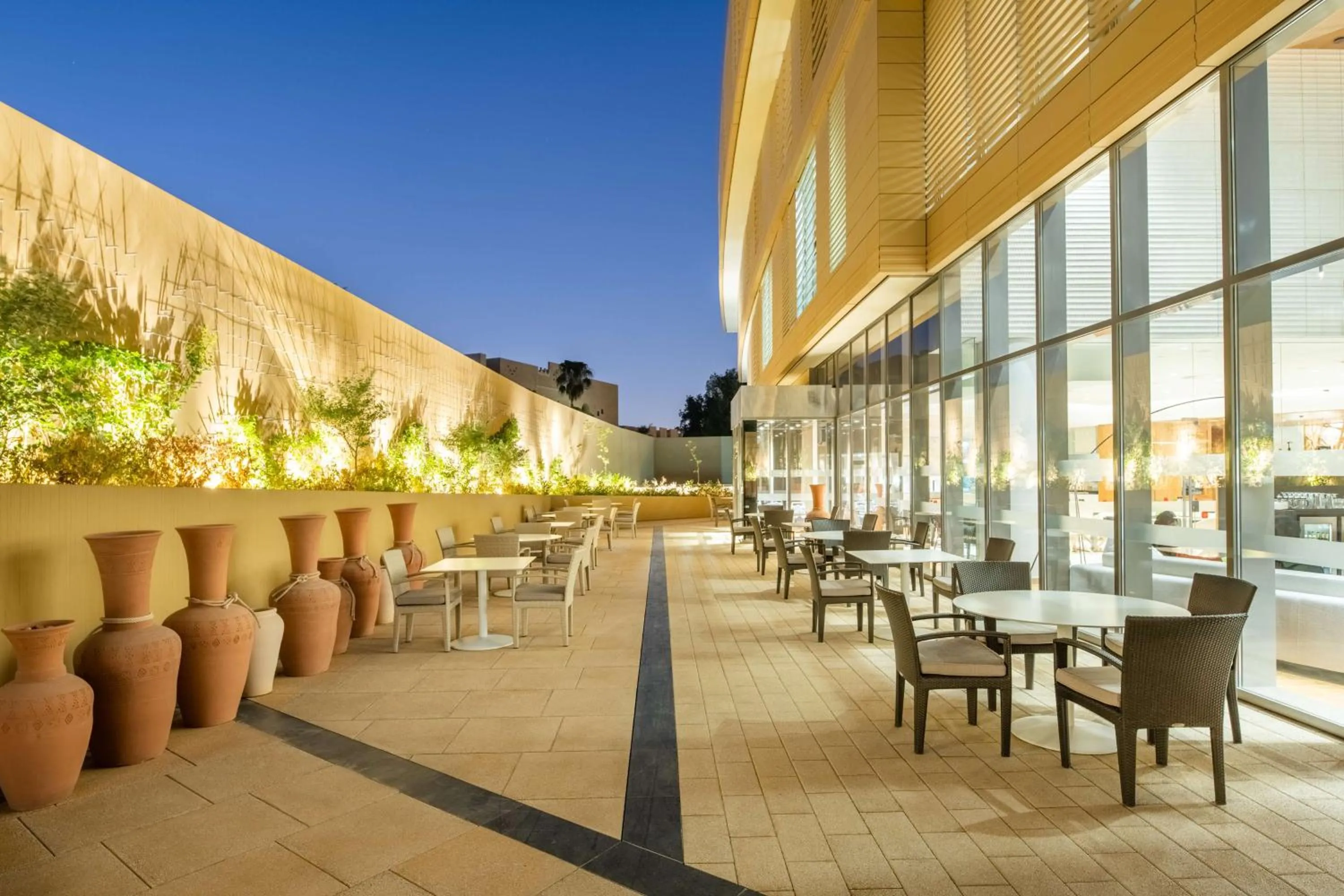 Restaurant/places to eat in Radisson Blu Hotel & Residence, Riyadh Diplomatic Quarter