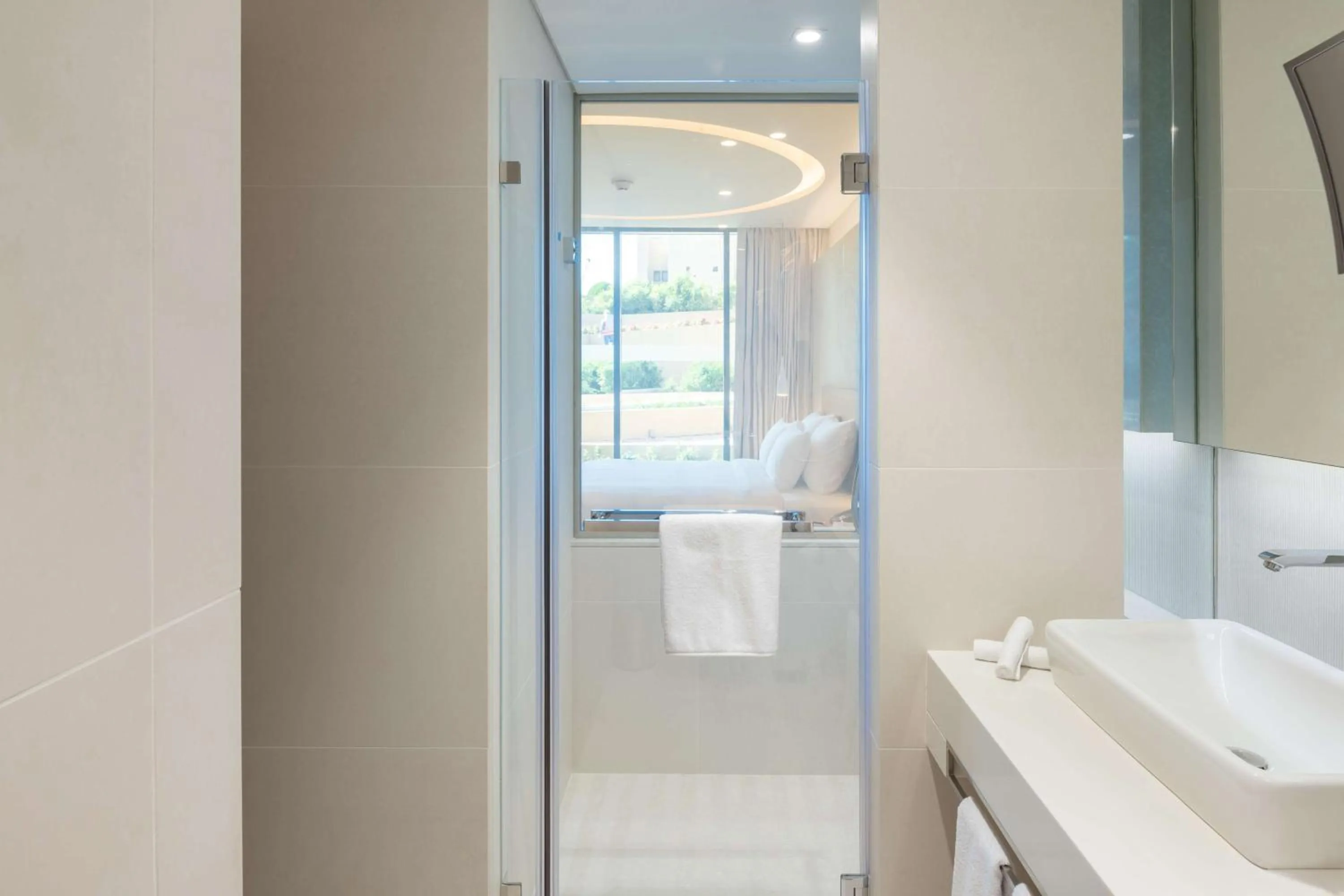 Bathroom in Radisson Blu Hotel & Residence, Riyadh Diplomatic Quarter