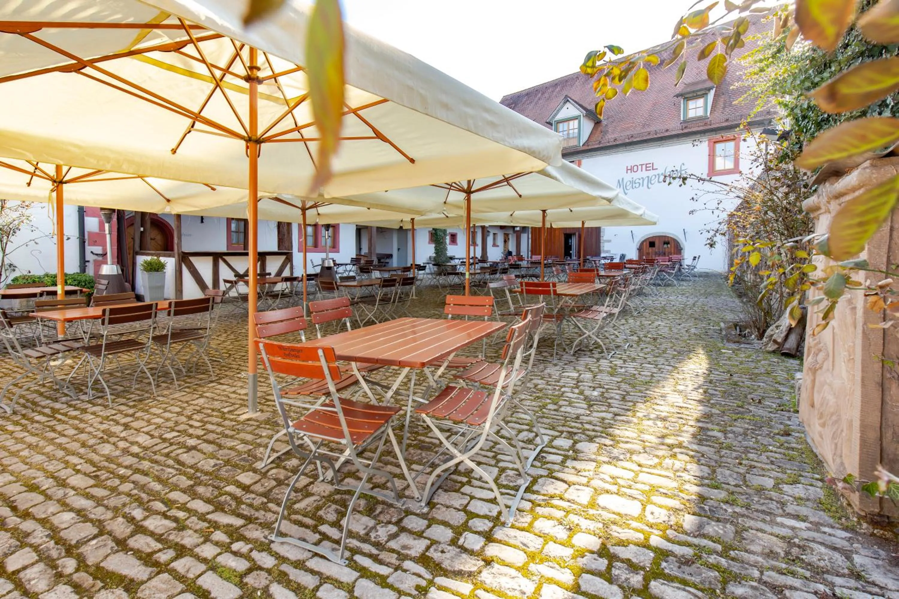 Patio in Hotel Meisnerhof