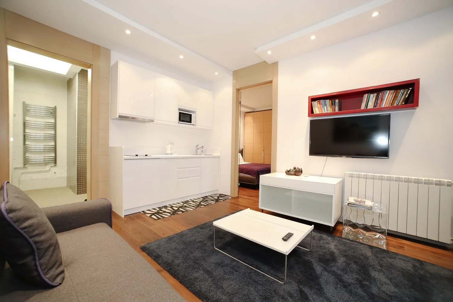 STATUS Superior Apartments