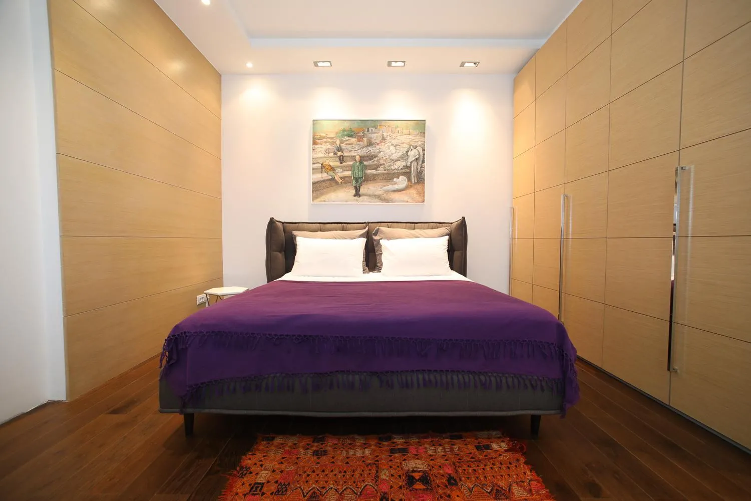 Bed in STATUS Superior Apartments