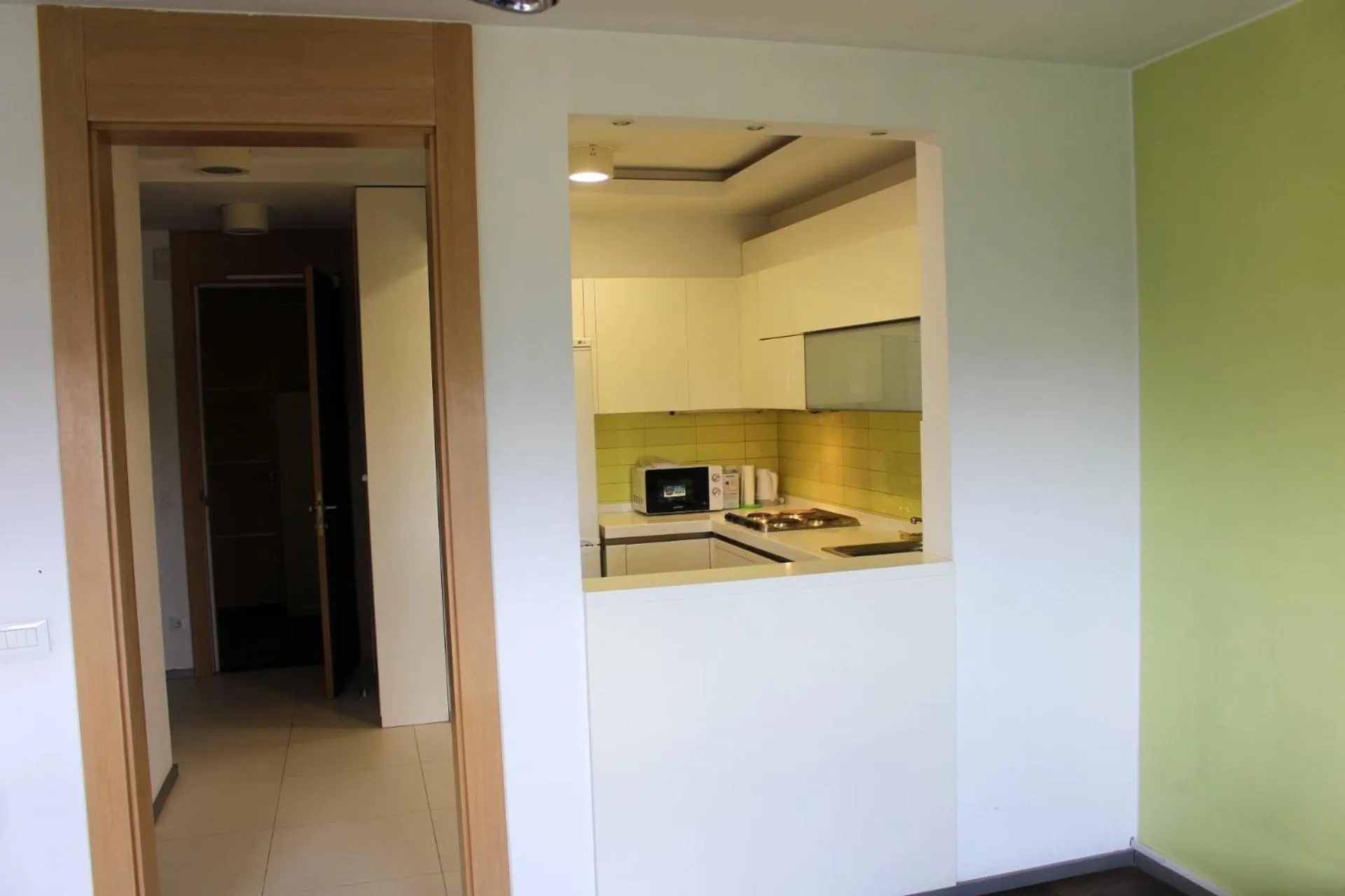 STATUS Superior Apartments