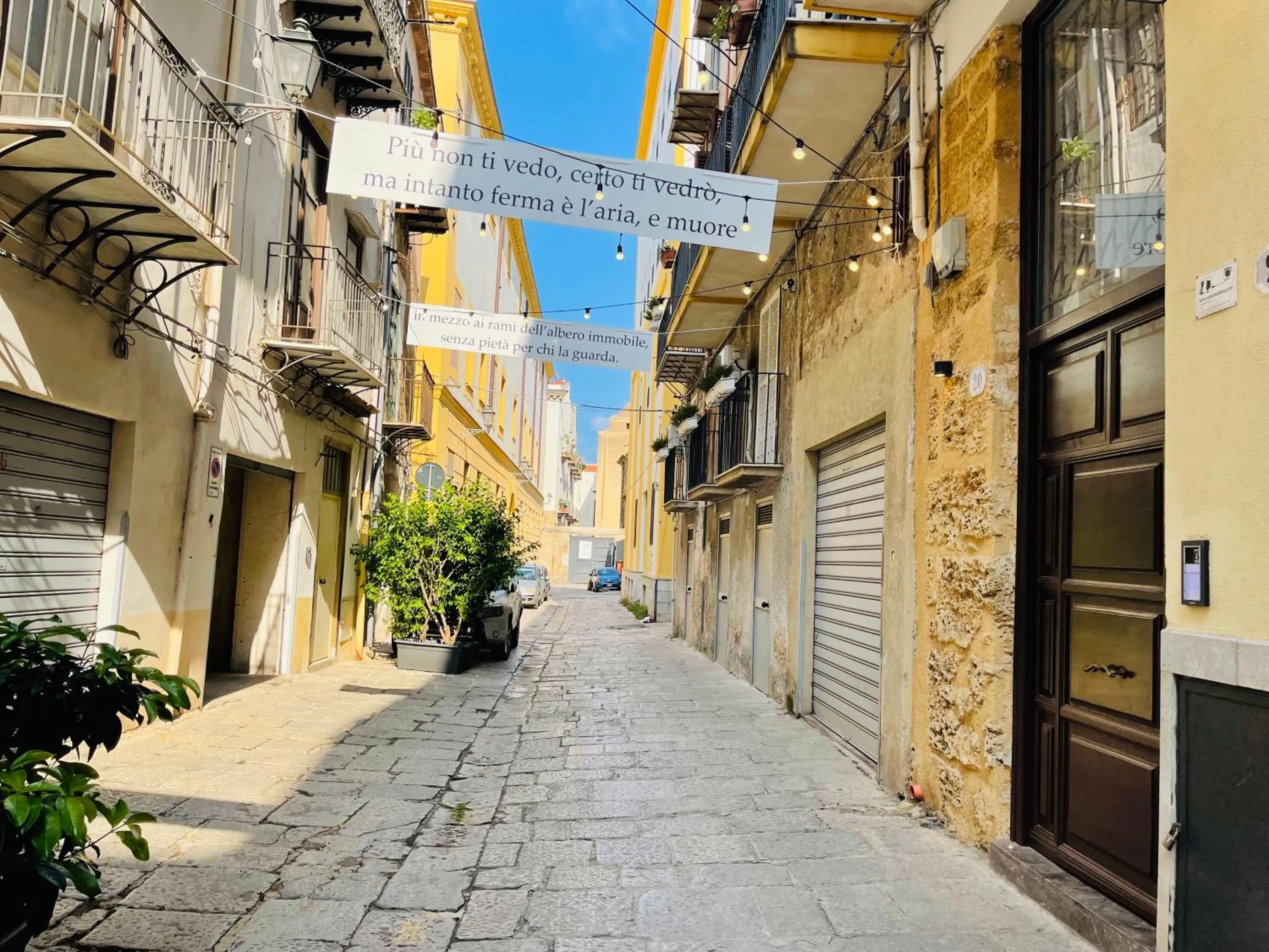 Facade/entrance in Palazzo del Poeta - Dimora Contemporanea