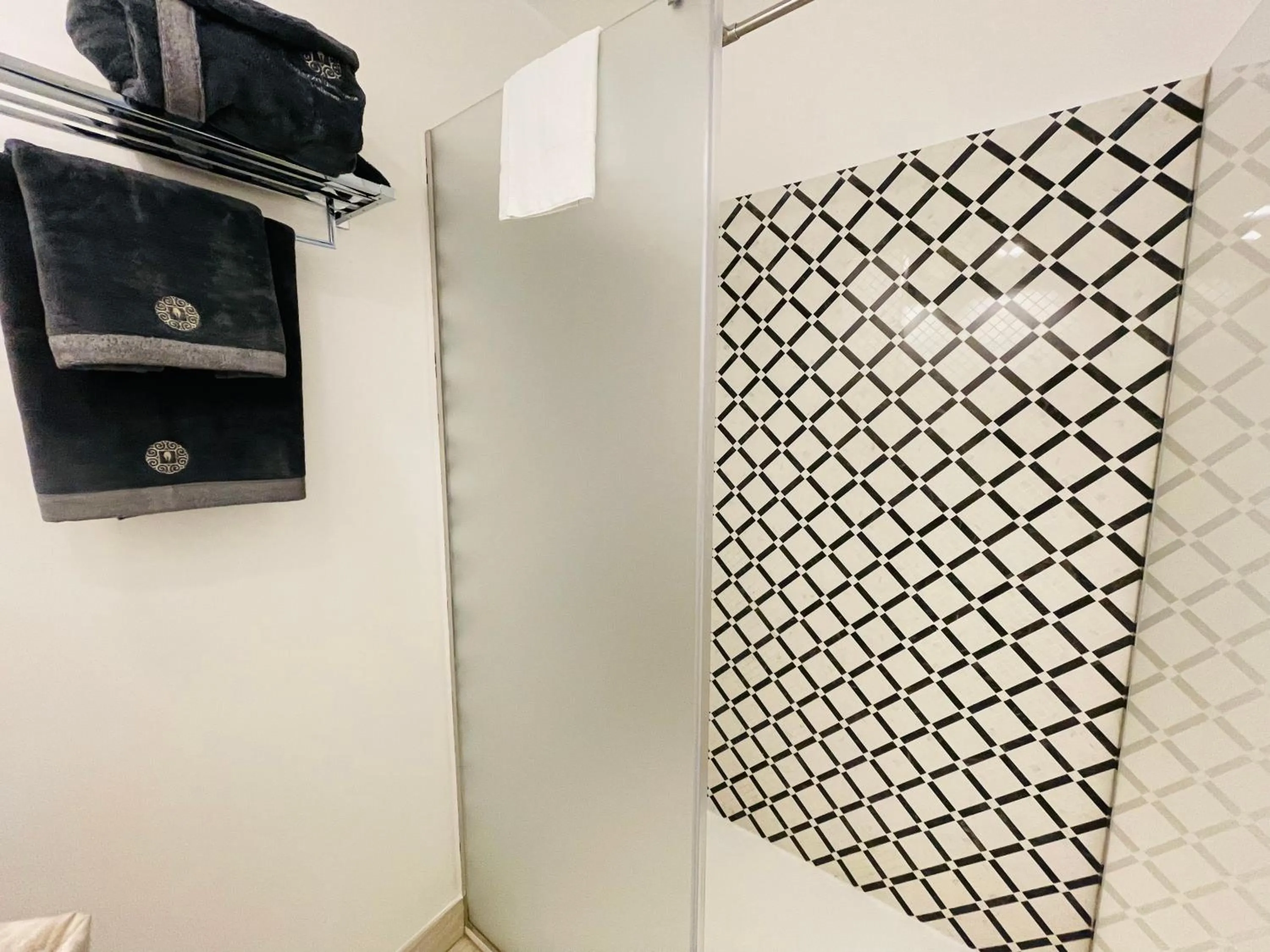 Bathroom in Palazzo del Poeta - Dimora Contemporanea