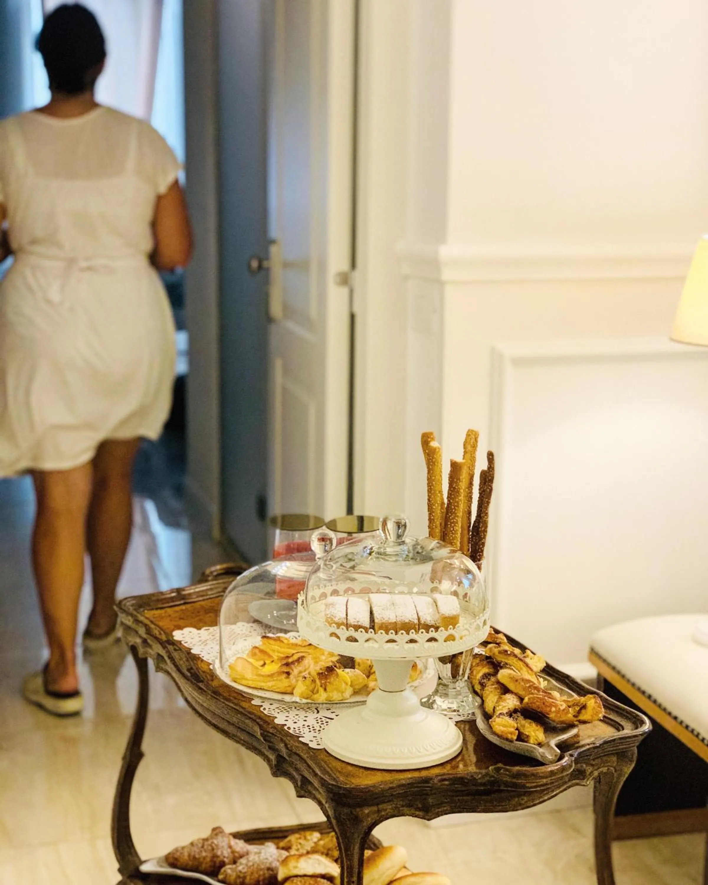 Breakfast in Palazzo del Poeta - Dimora Contemporanea