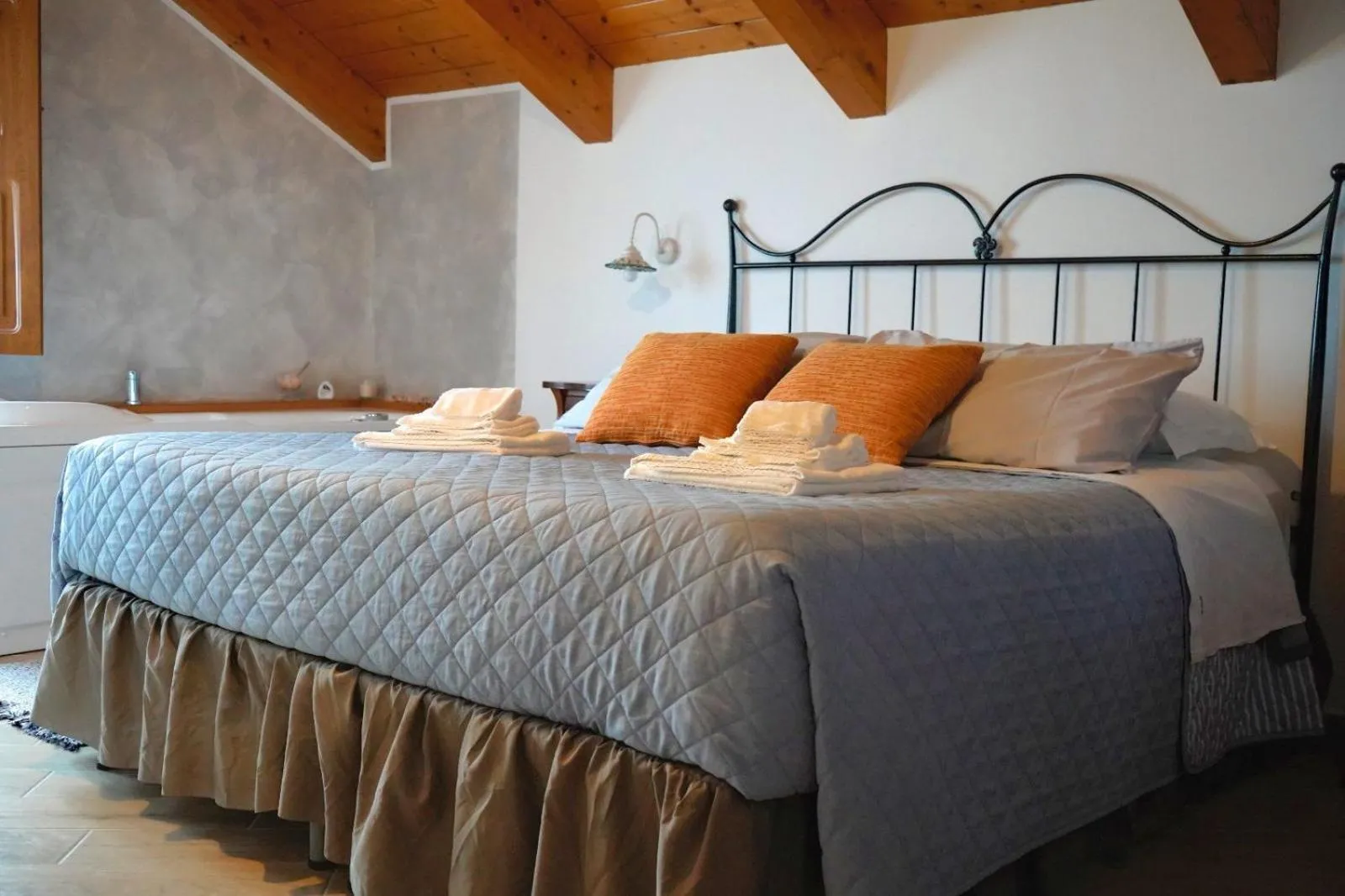 Bed in San Giacomo Relais