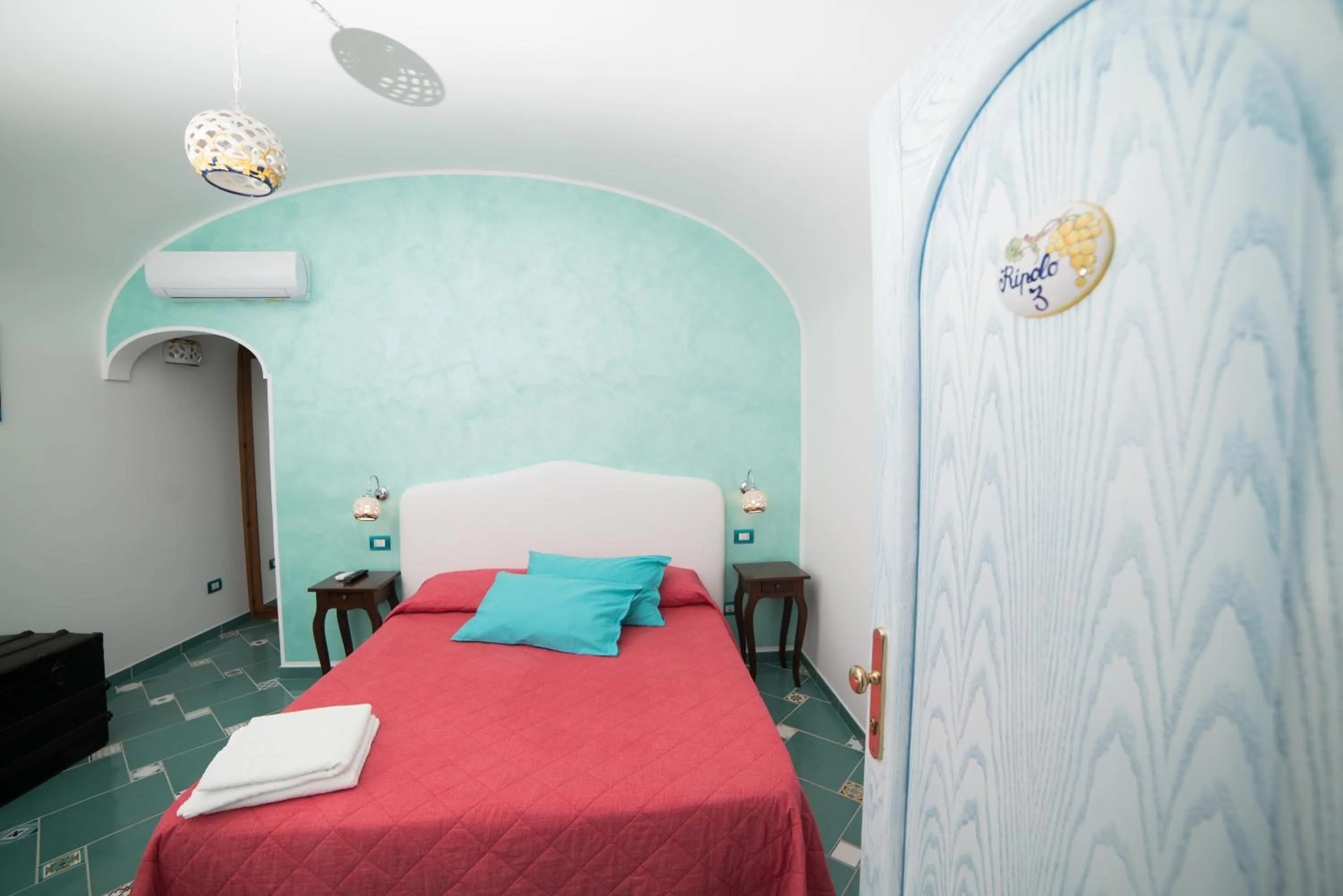 Bed in San Giacomo Relais