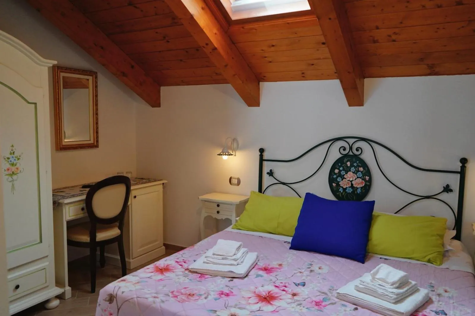 Bed in San Giacomo Relais