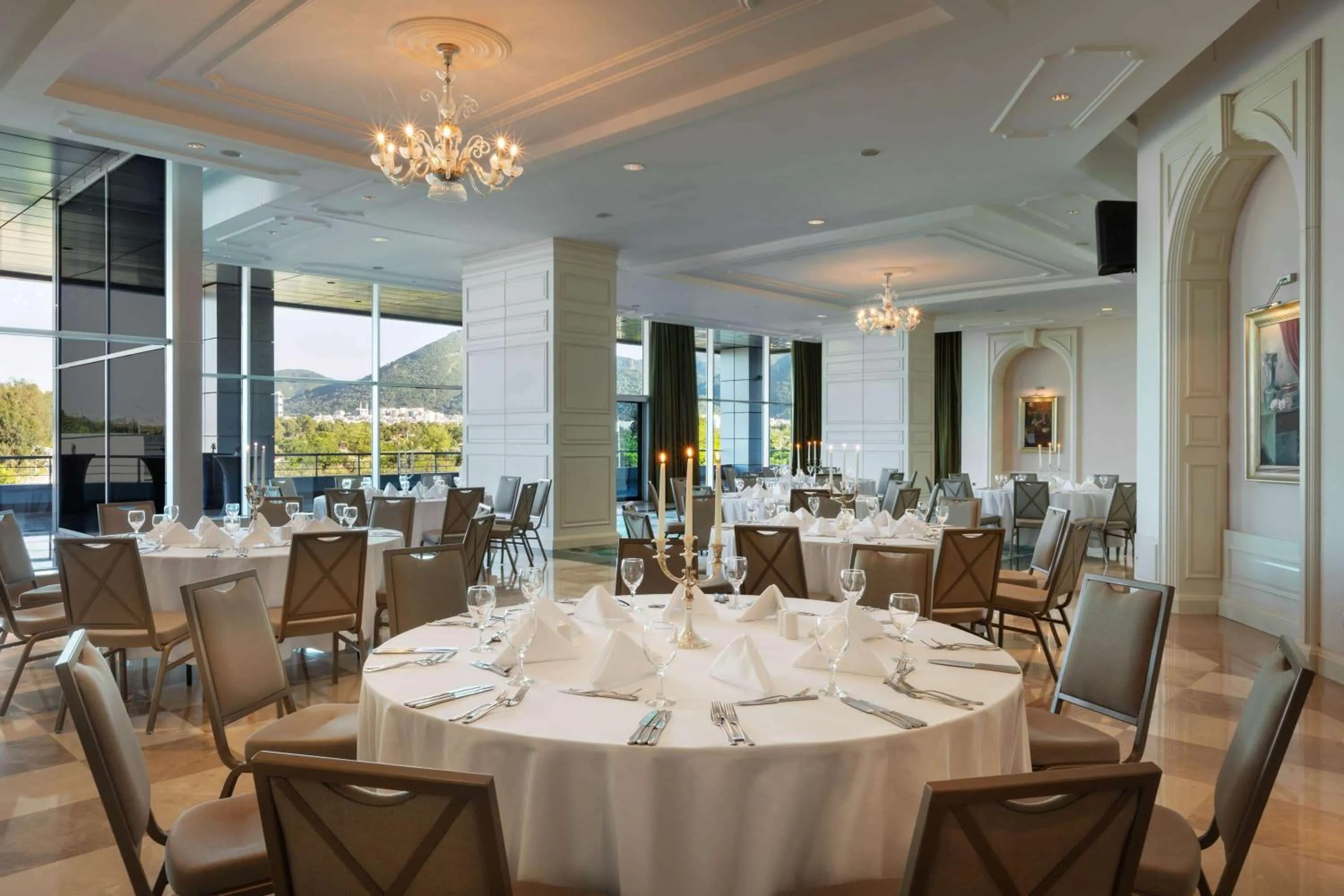 Meeting/conference room in Wyndham Grand Izmir Ozdilek Thermal & Spa