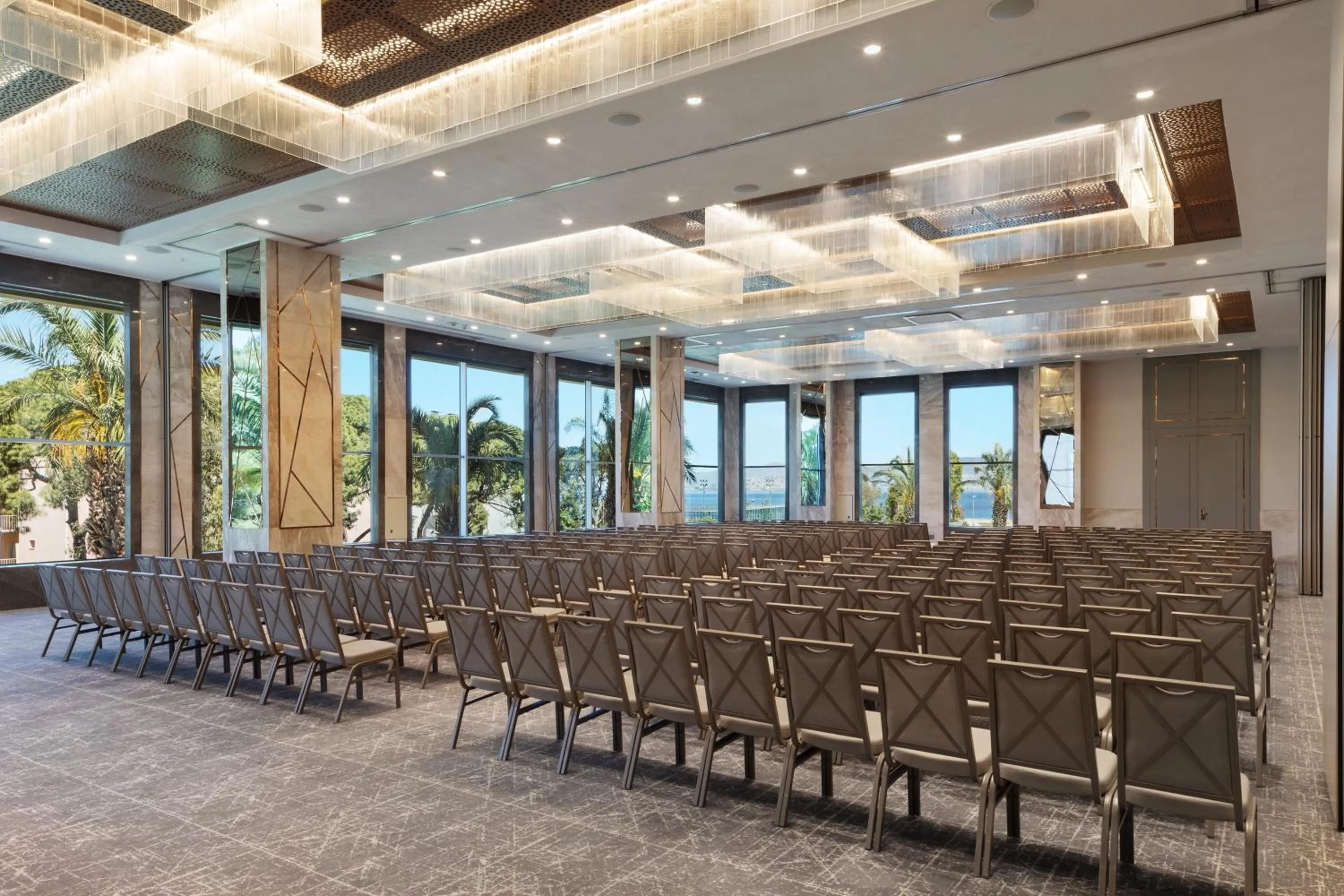 Meeting/conference room in Wyndham Grand Izmir Ozdilek Thermal & Spa
