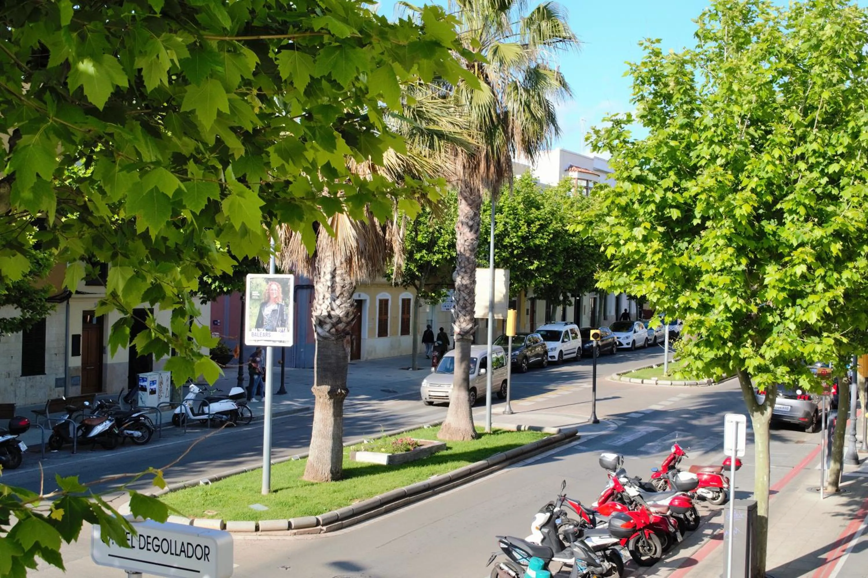 Street view in Hotel Boutique Ses 5 Claus