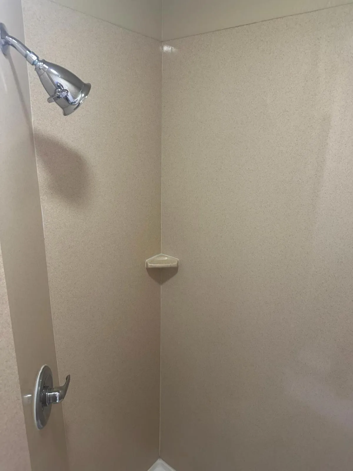 Shower in Sleep Inn & Suites at Six Flags