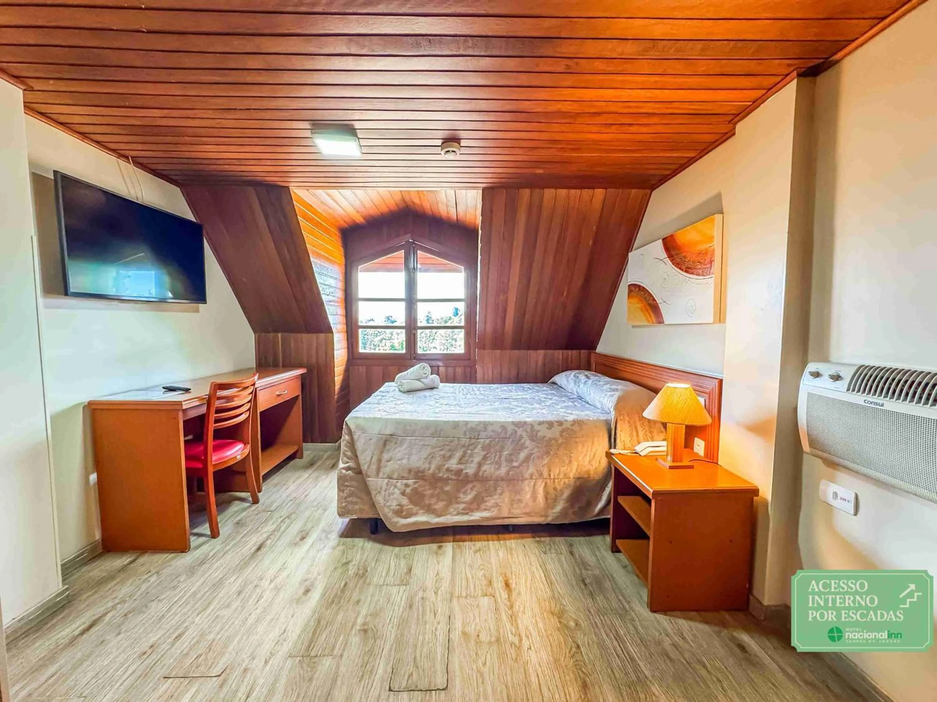 Bedroom, Bed in Hotel Nacional Inn Campos do Jordão