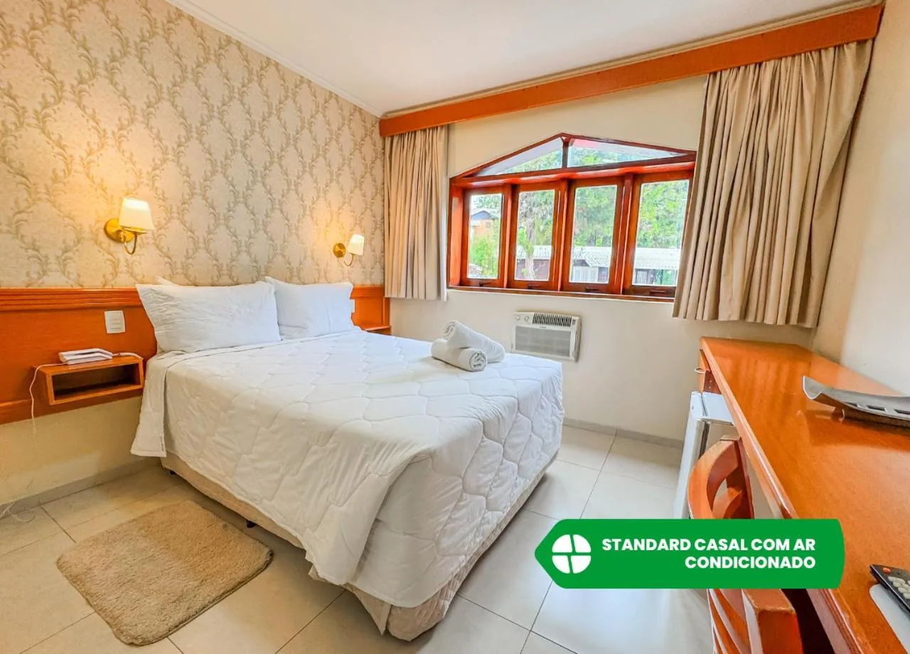 Bedroom, Bed in Hotel Nacional Inn Campos do Jordão