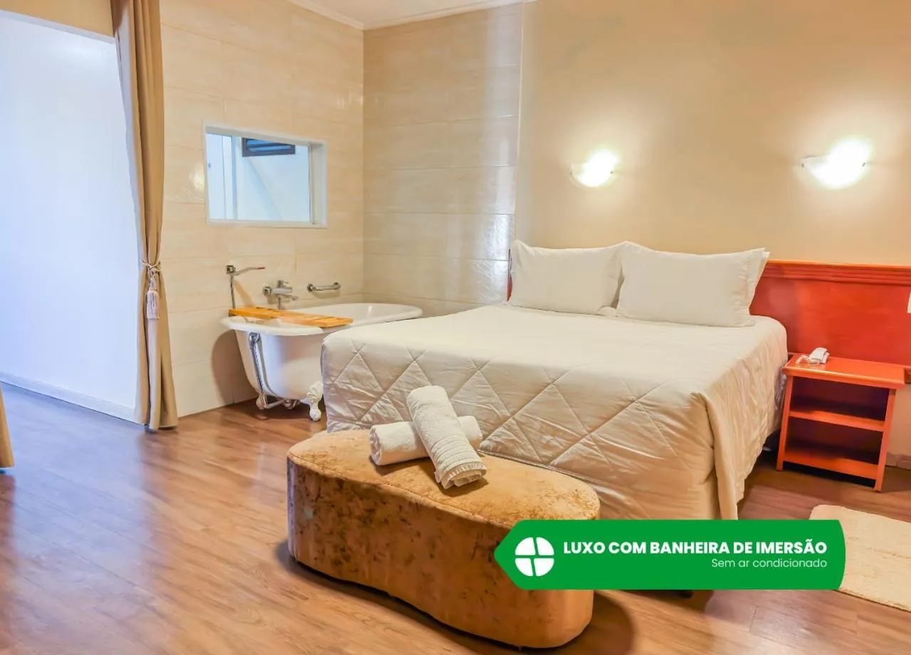 Bedroom, Bed in Hotel Nacional Inn Campos do Jordão