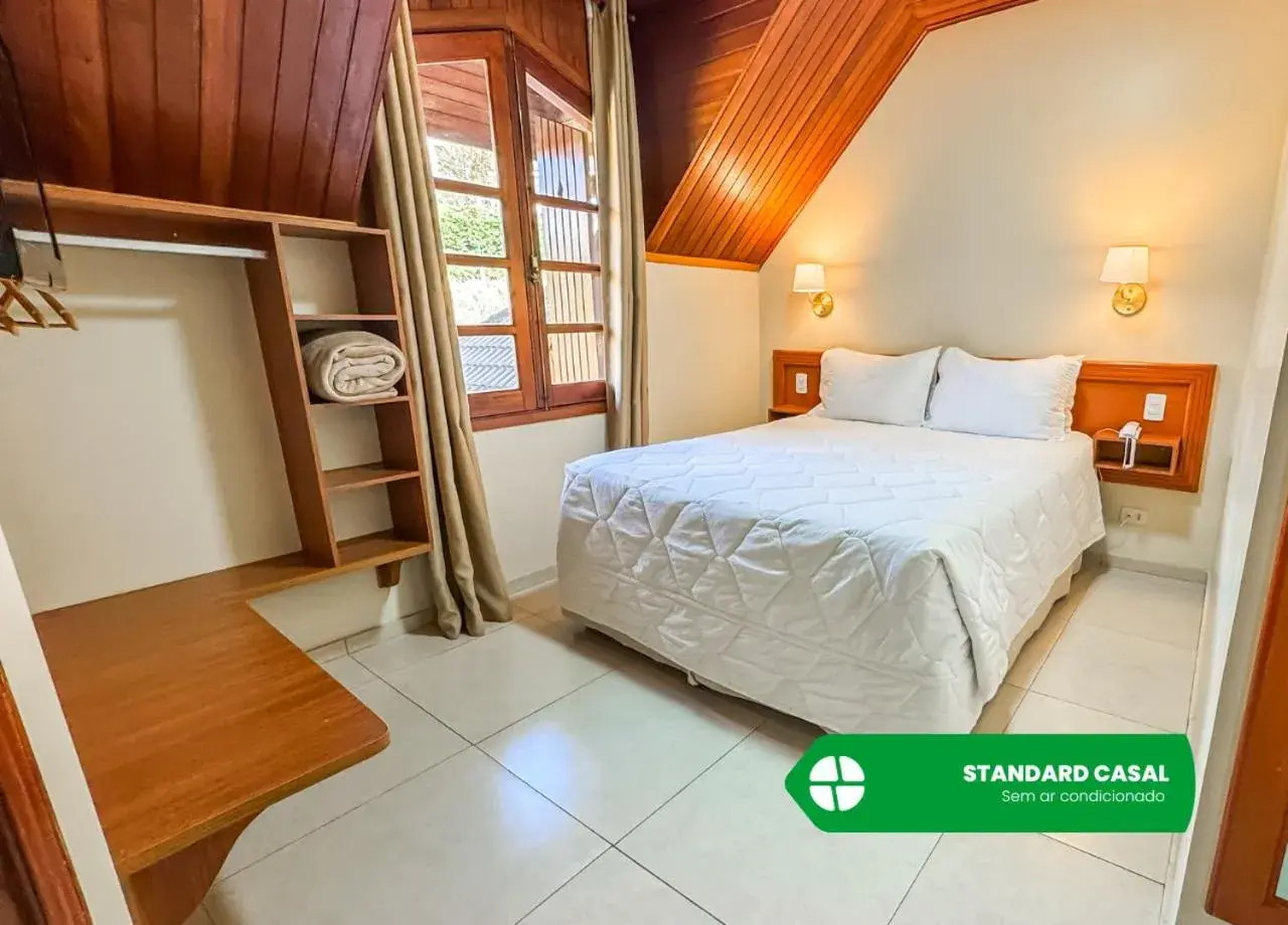 Standard Double Room with Double Bed in Hotel Nacional Inn Campos do Jordão Standard Double Room with Double Bed in Hotel Nacional Inn Campos do Jordão