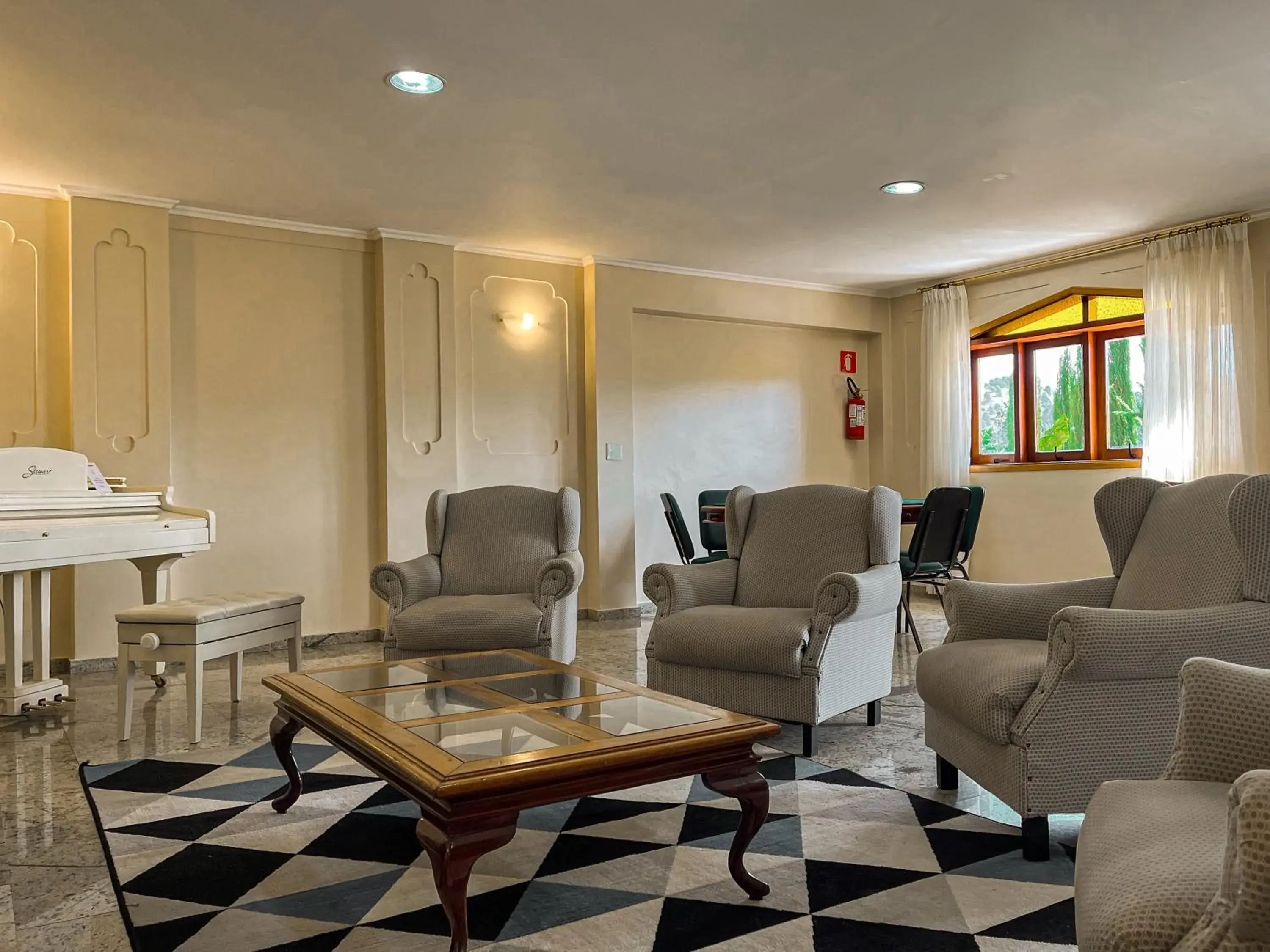 Living room in Hotel Nacional Inn Campos do Jordão Living room in Hotel Nacional Inn Campos do Jordão