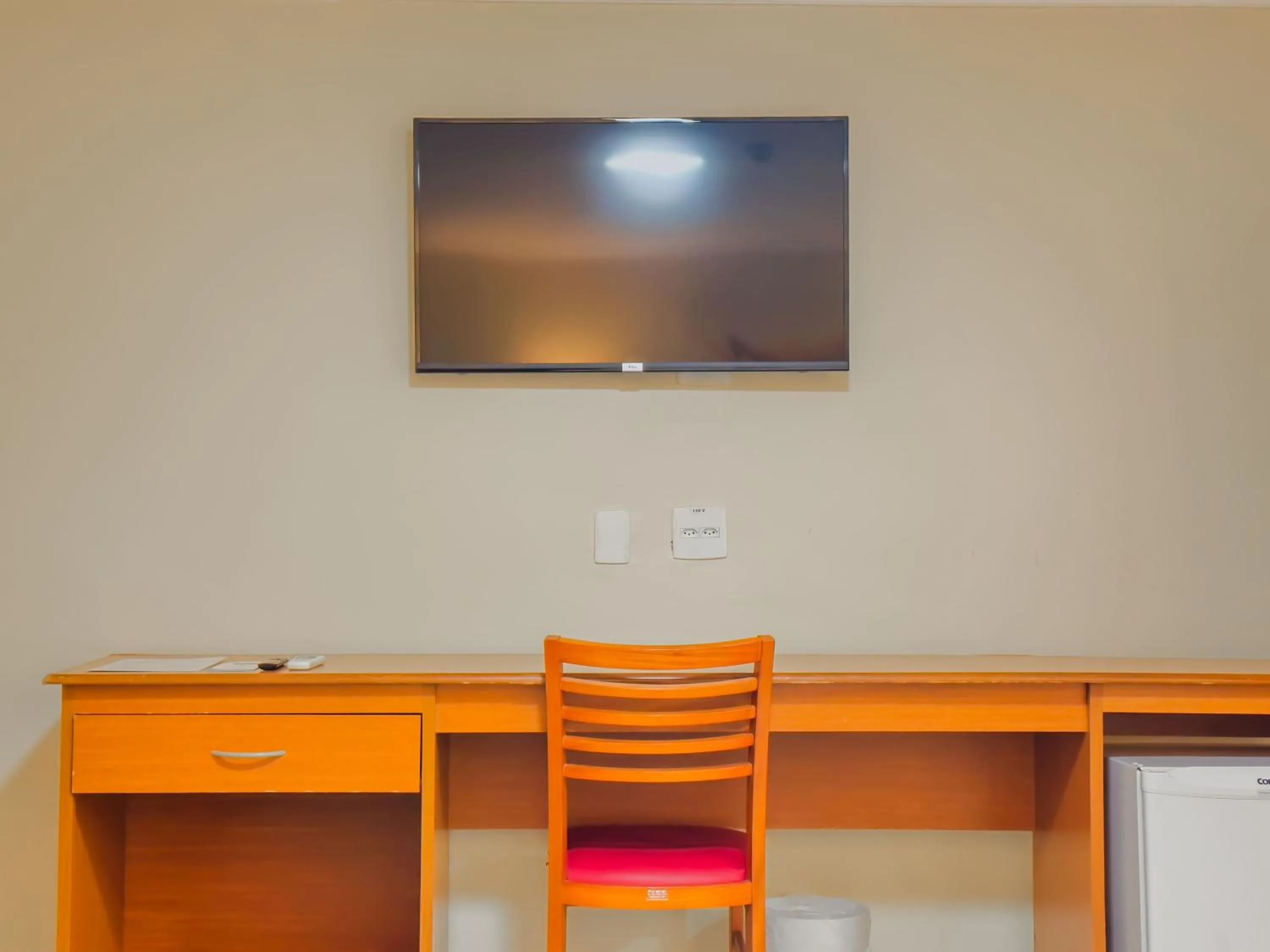 TV and multimedia in Hotel Nacional Inn Campos do Jordão