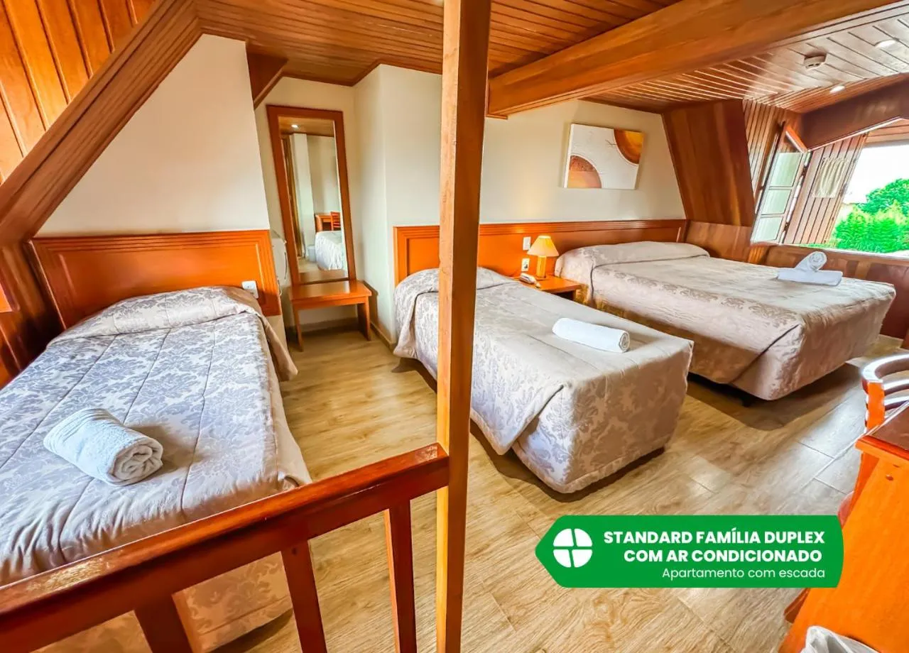 Bedroom, Bed in Hotel Nacional Inn Campos do Jordão