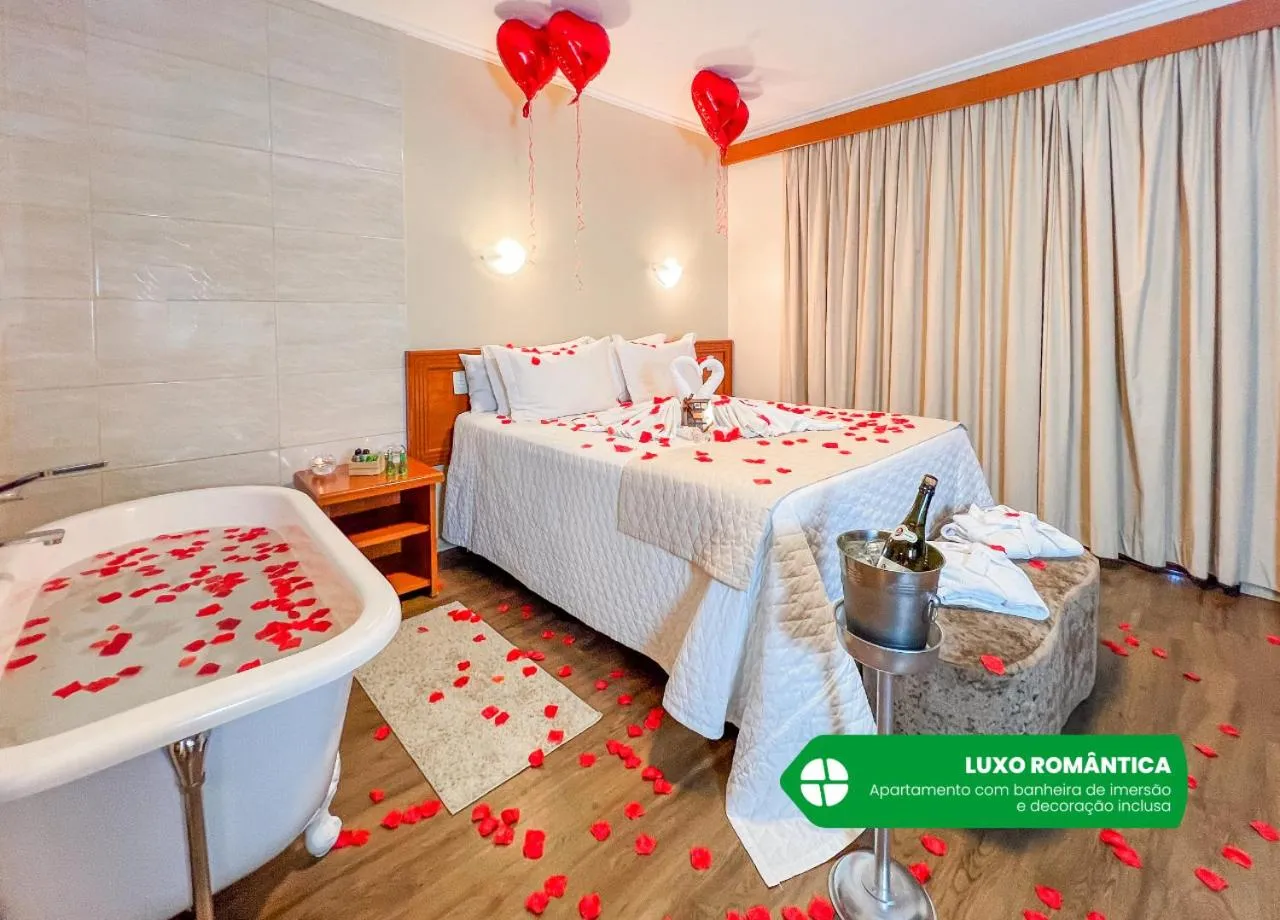 Bedroom, Bed in Hotel Nacional Inn Campos do Jordão