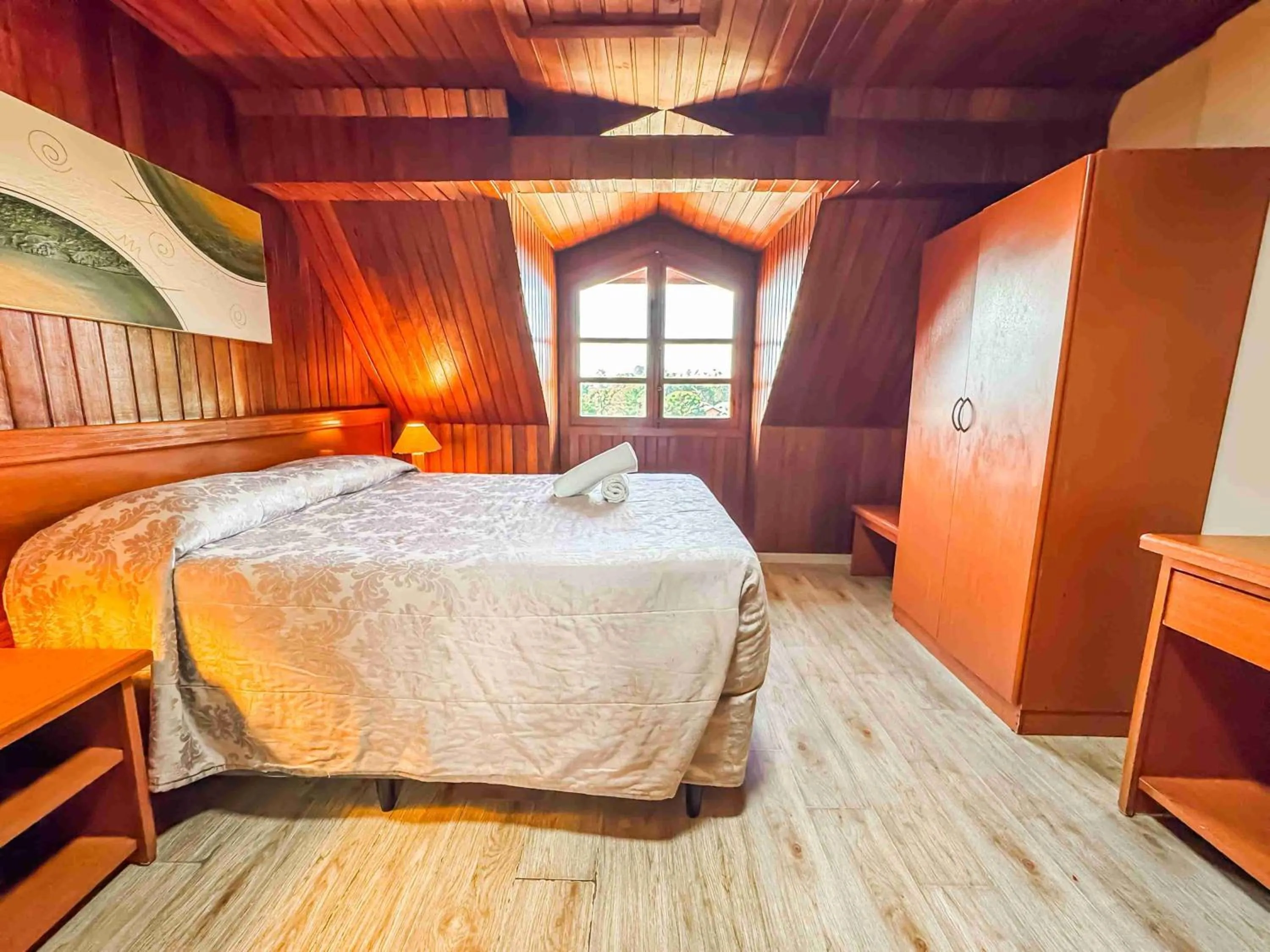 Bedroom, Bed in Hotel Nacional Inn Campos do Jordão