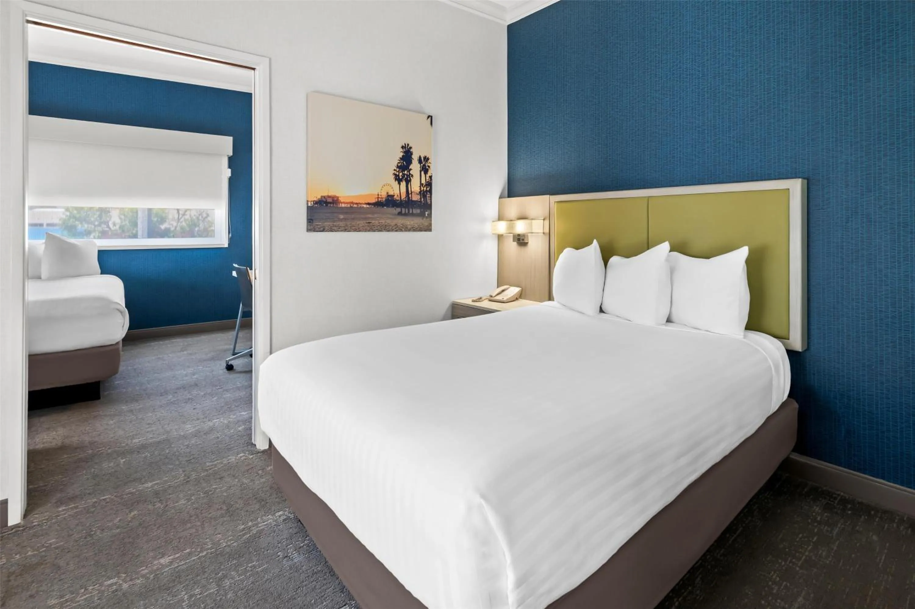 Bedroom, Bed in SureStay Hotel by Best Western Santa Monica