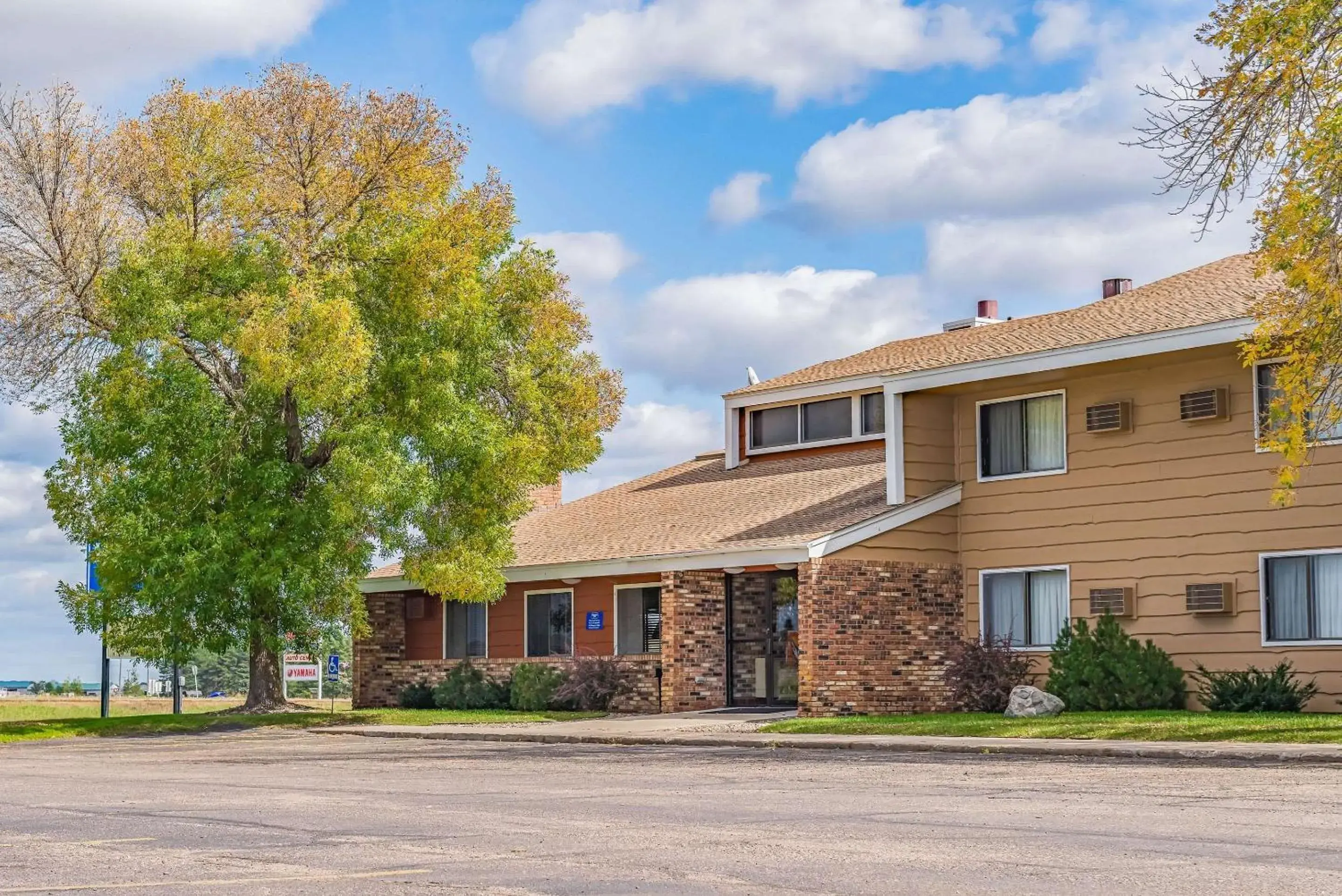 Property building in Rodeway Inn Saint Joseph Property building in Rodeway Inn Saint Joseph