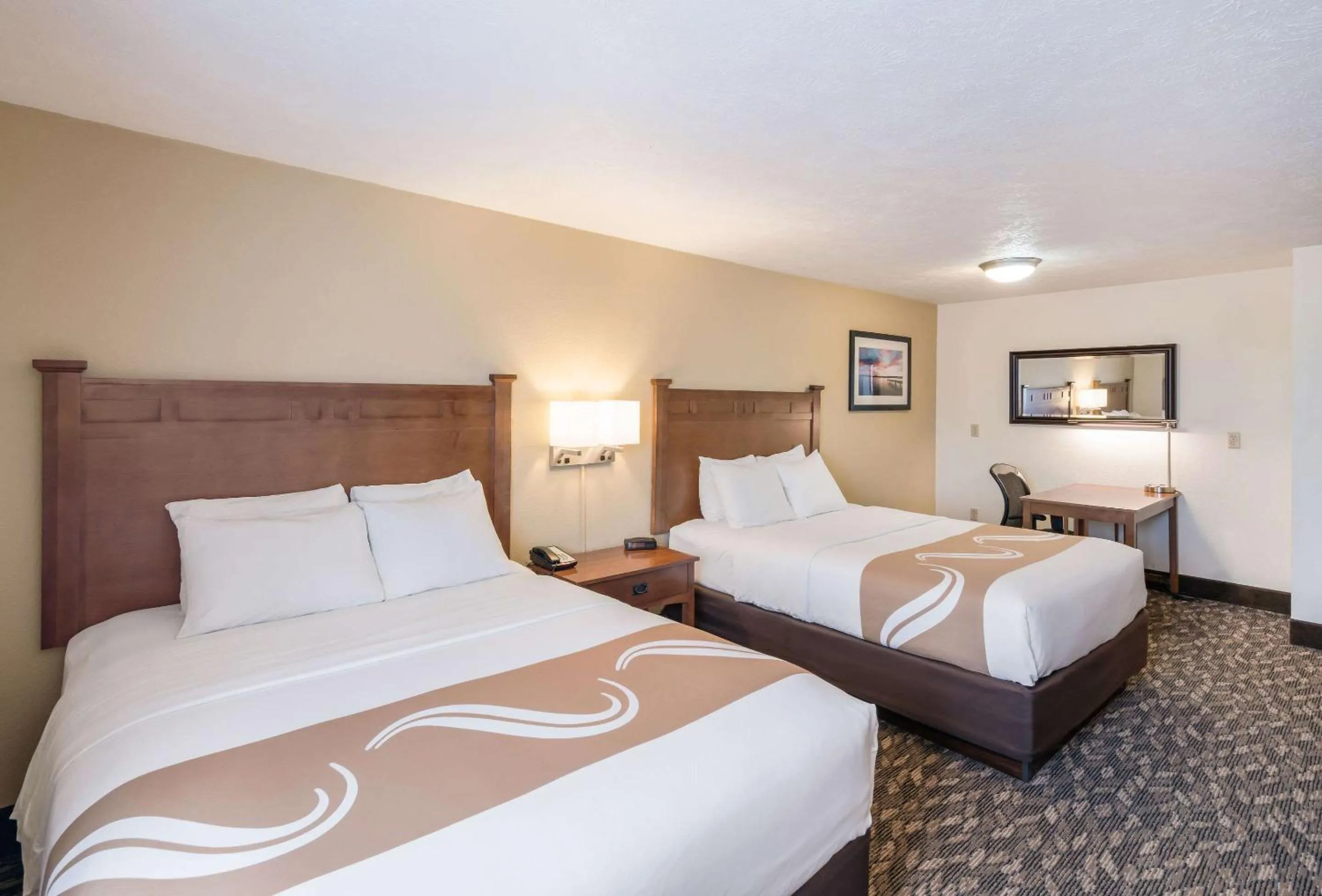 Bedroom, Bed in Quality Inn & Suites Coeur d'Alene