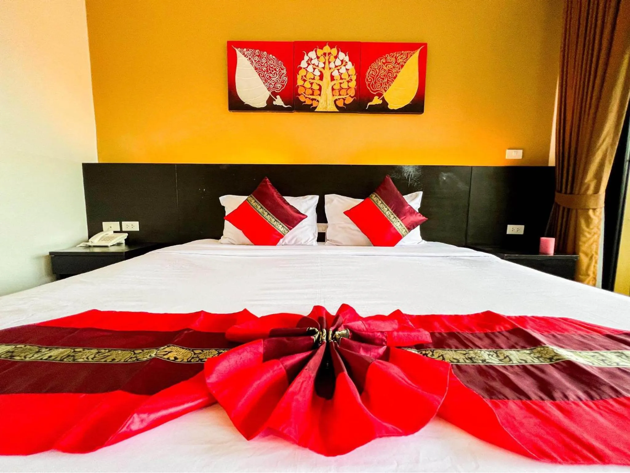 Bed in Naiyang Beach Hotel SHA Plus