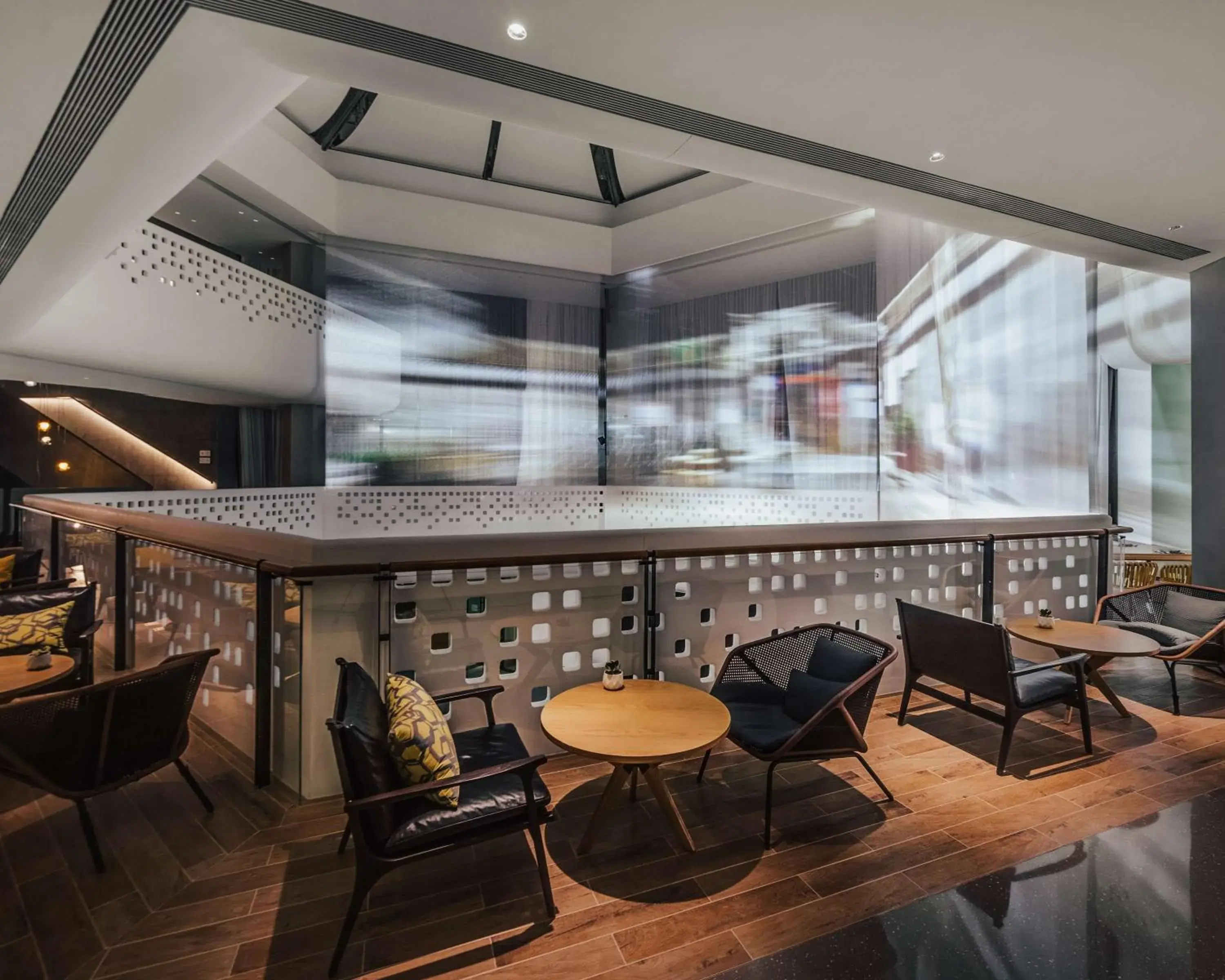 Restaurant/places to eat in BEI Zhaolong Hotel, JdV by Hyatt Restaurant/places to eat in BEI Zhaolong Hotel, JdV by Hyatt