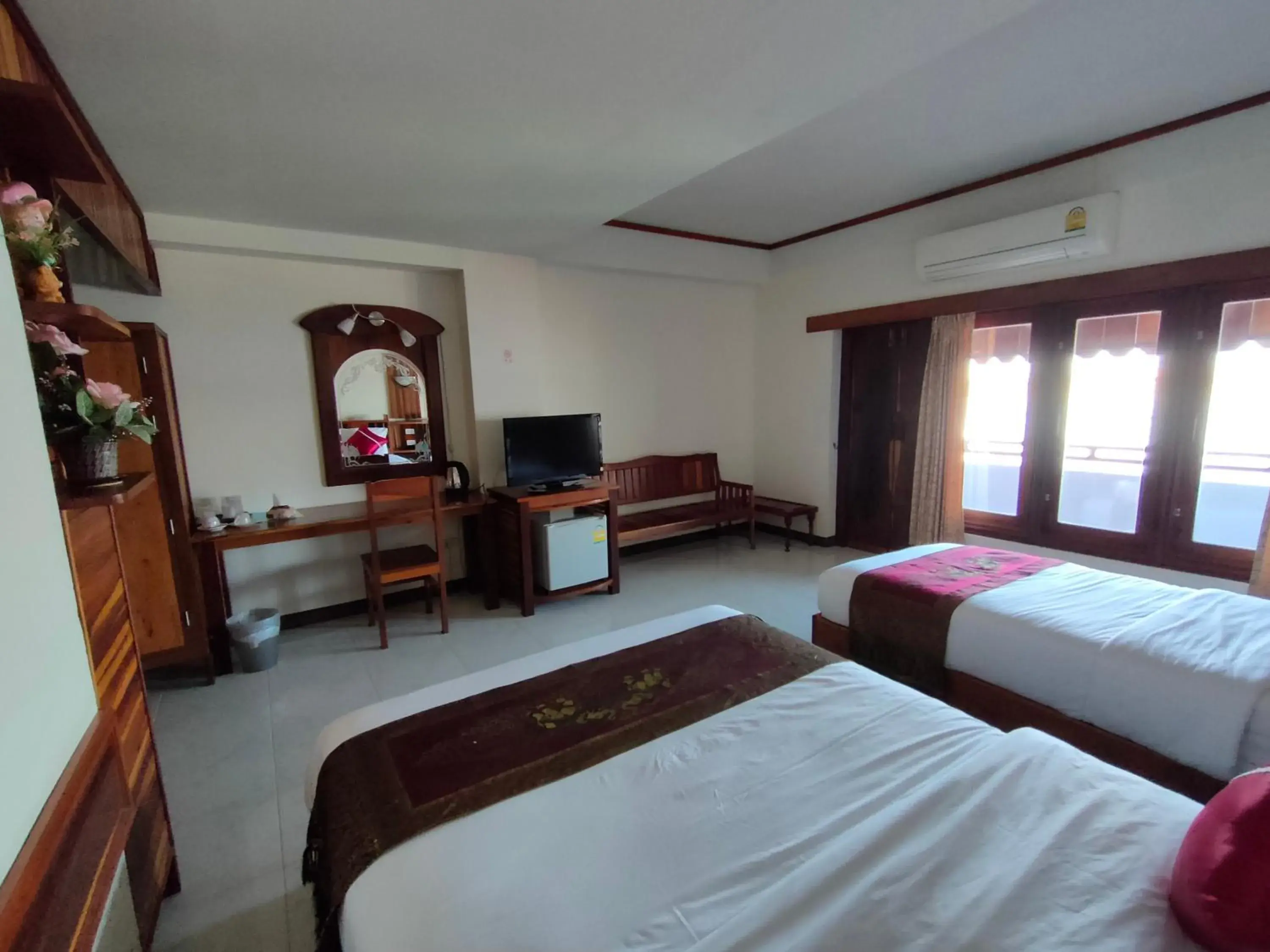 Bed in Riverfront Hotel Mukdahan Bed in Riverfront Hotel Mukdahan