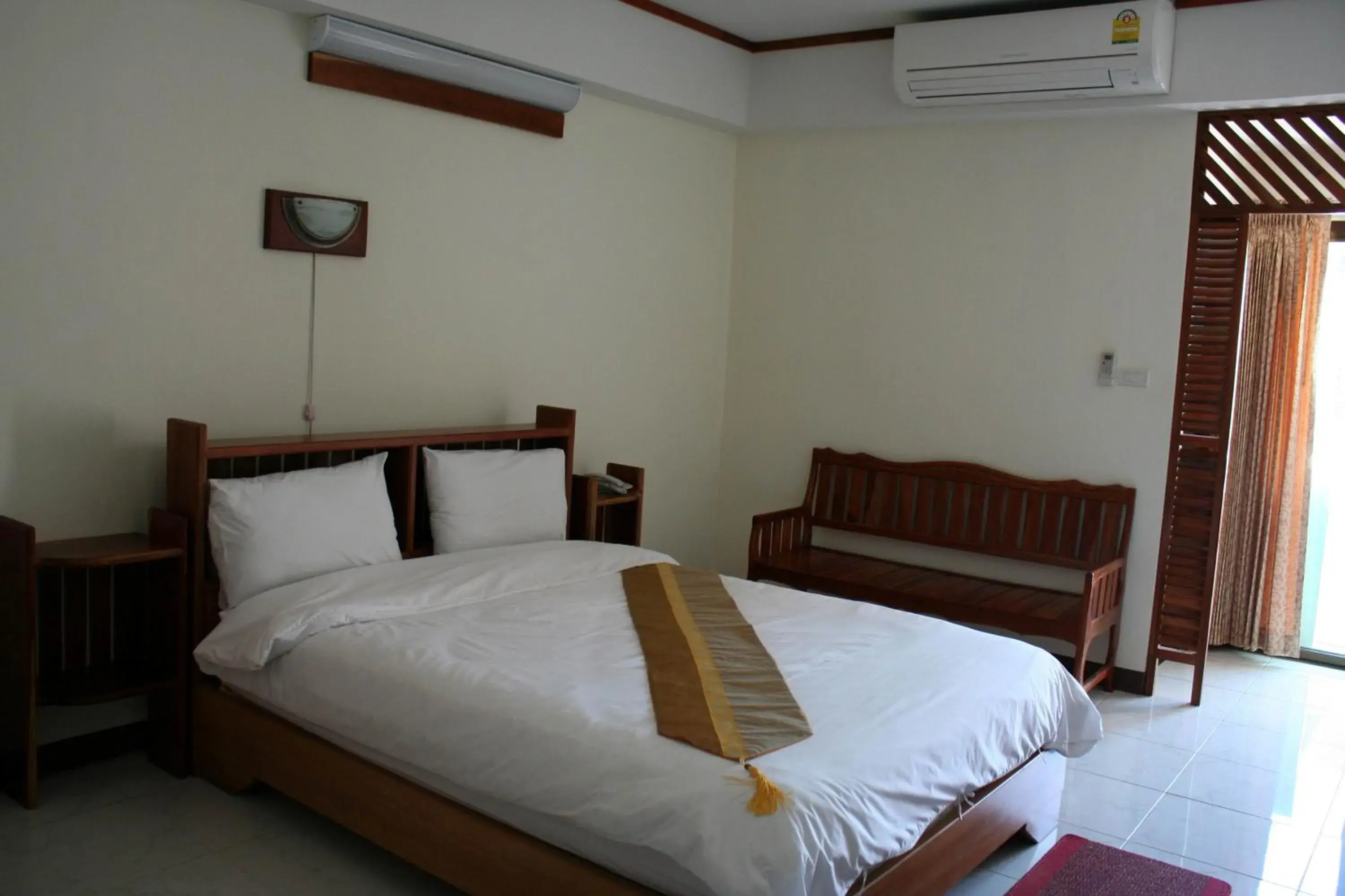 Bed in Riverfront Hotel Mukdahan Bed in Riverfront Hotel Mukdahan