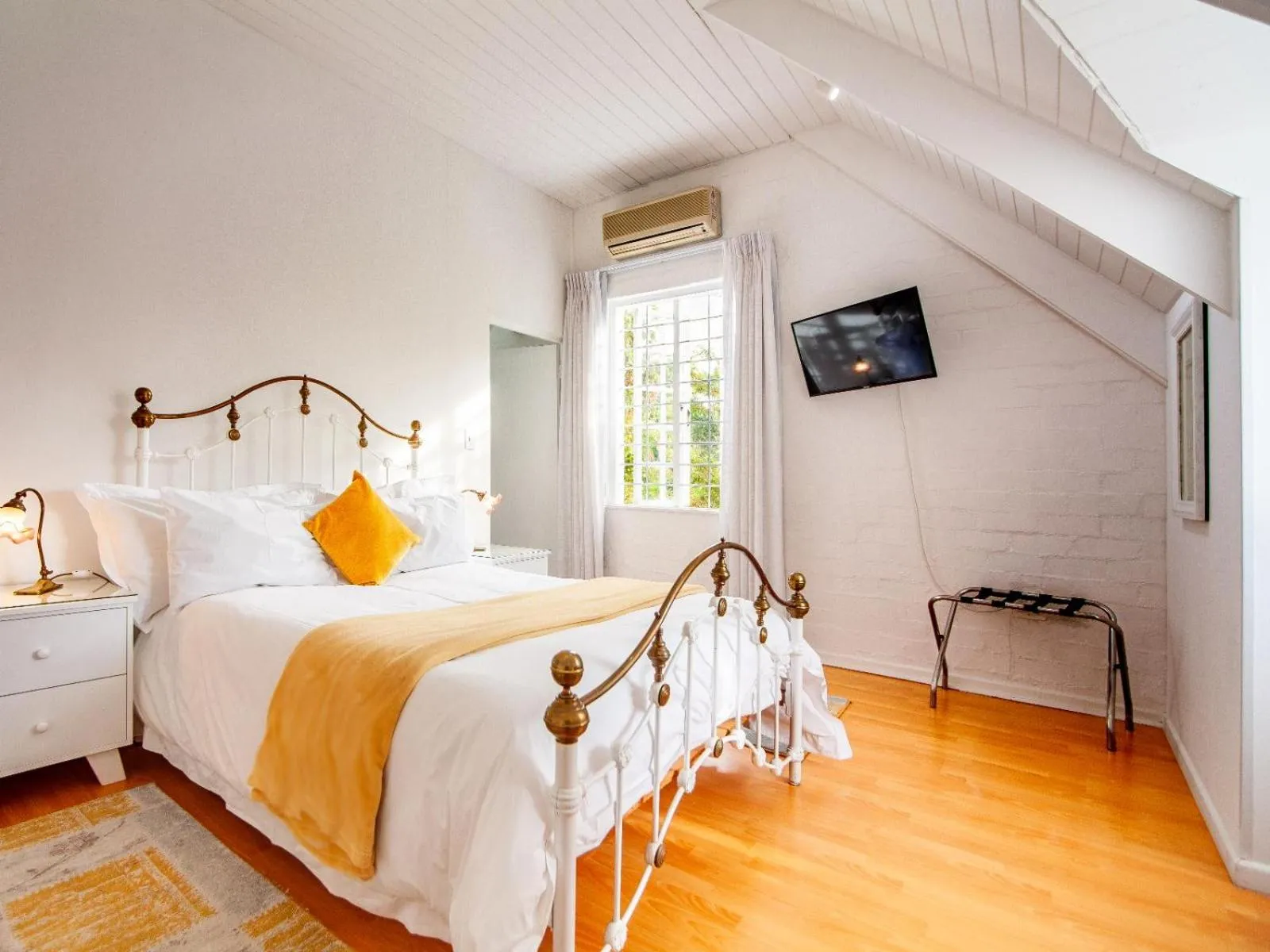 TV and multimedia, Bed in Cosimi Guest House