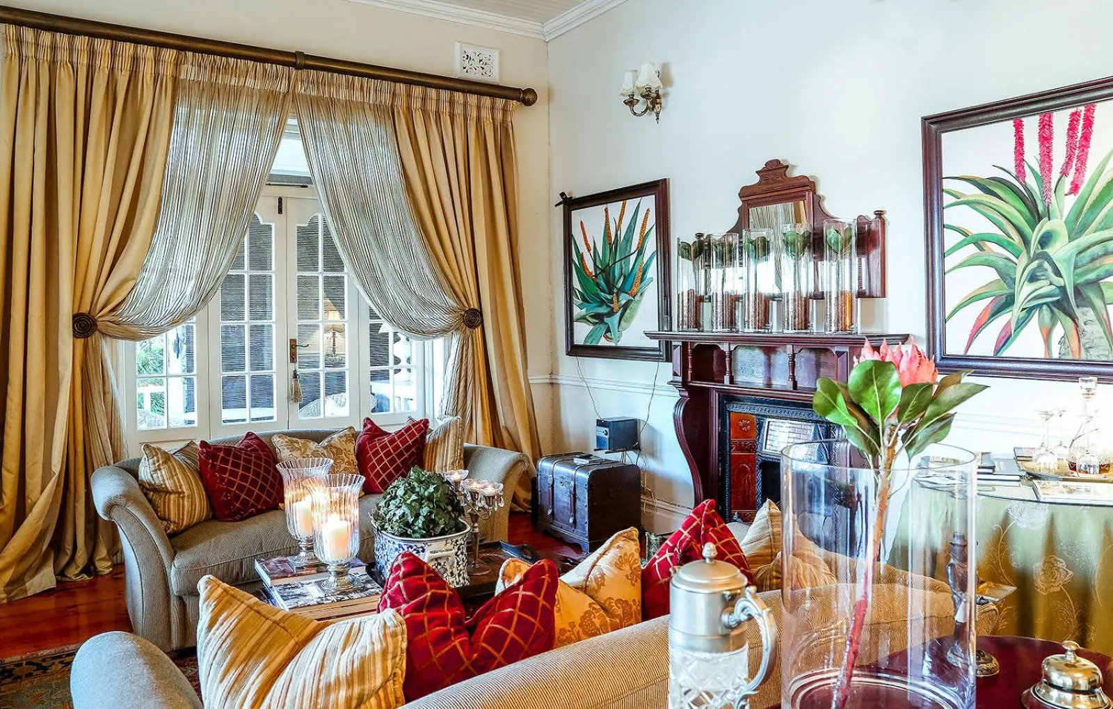 Goble Palms Guest Lodge & Urban Retreat