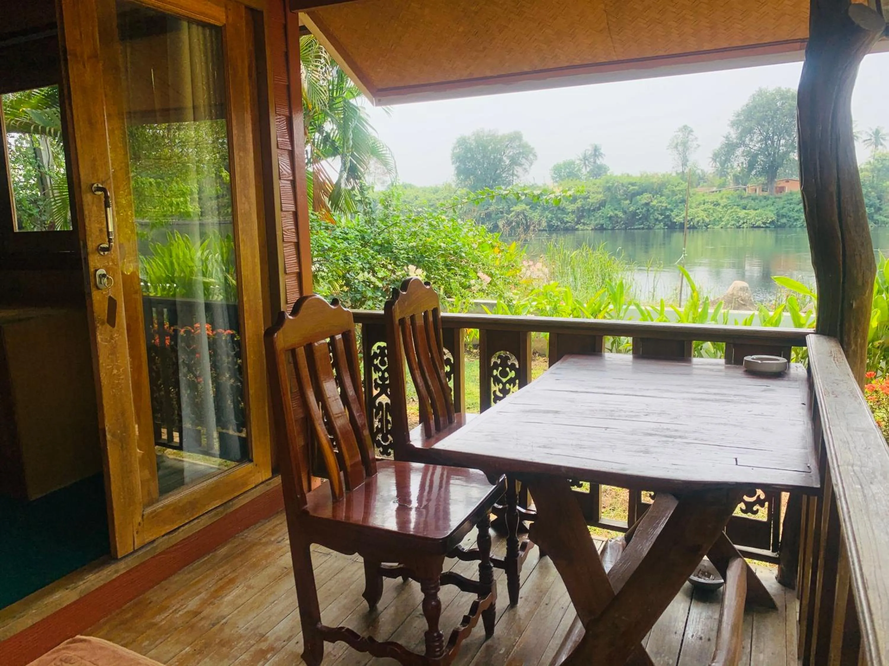 Balcony/Terrace in Buasawan Resort & Restaurant