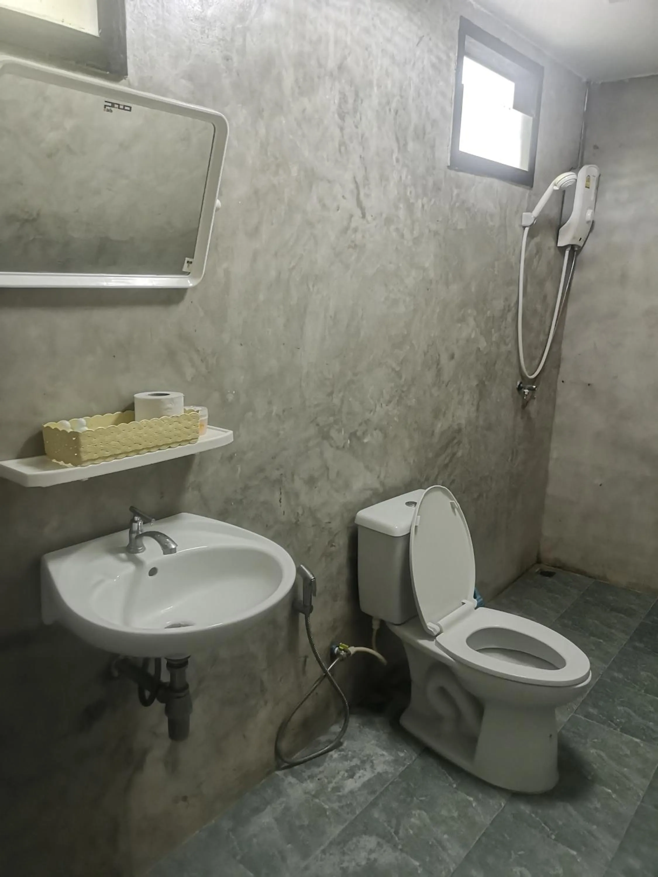 Bathroom in Buasawan Resort & Restaurant