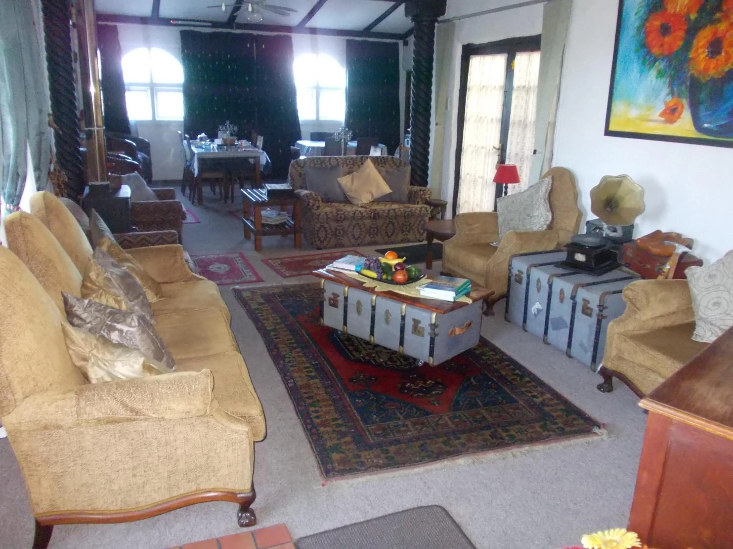 Living room in Villa Ocean Crest B&B