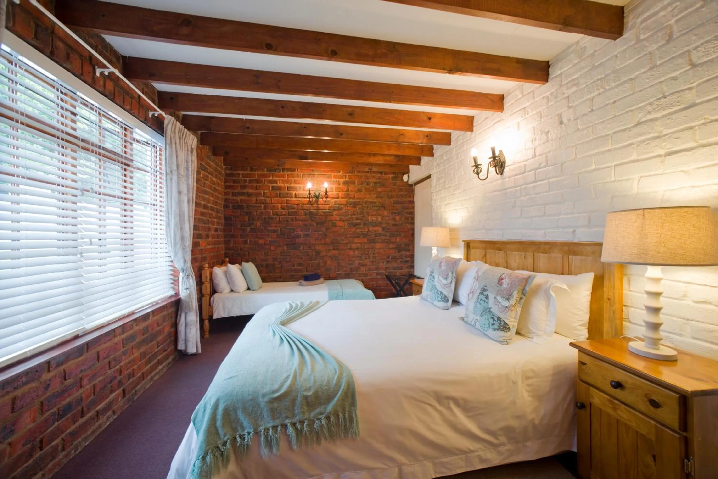 Bed in Swallows Nest Country Cottages