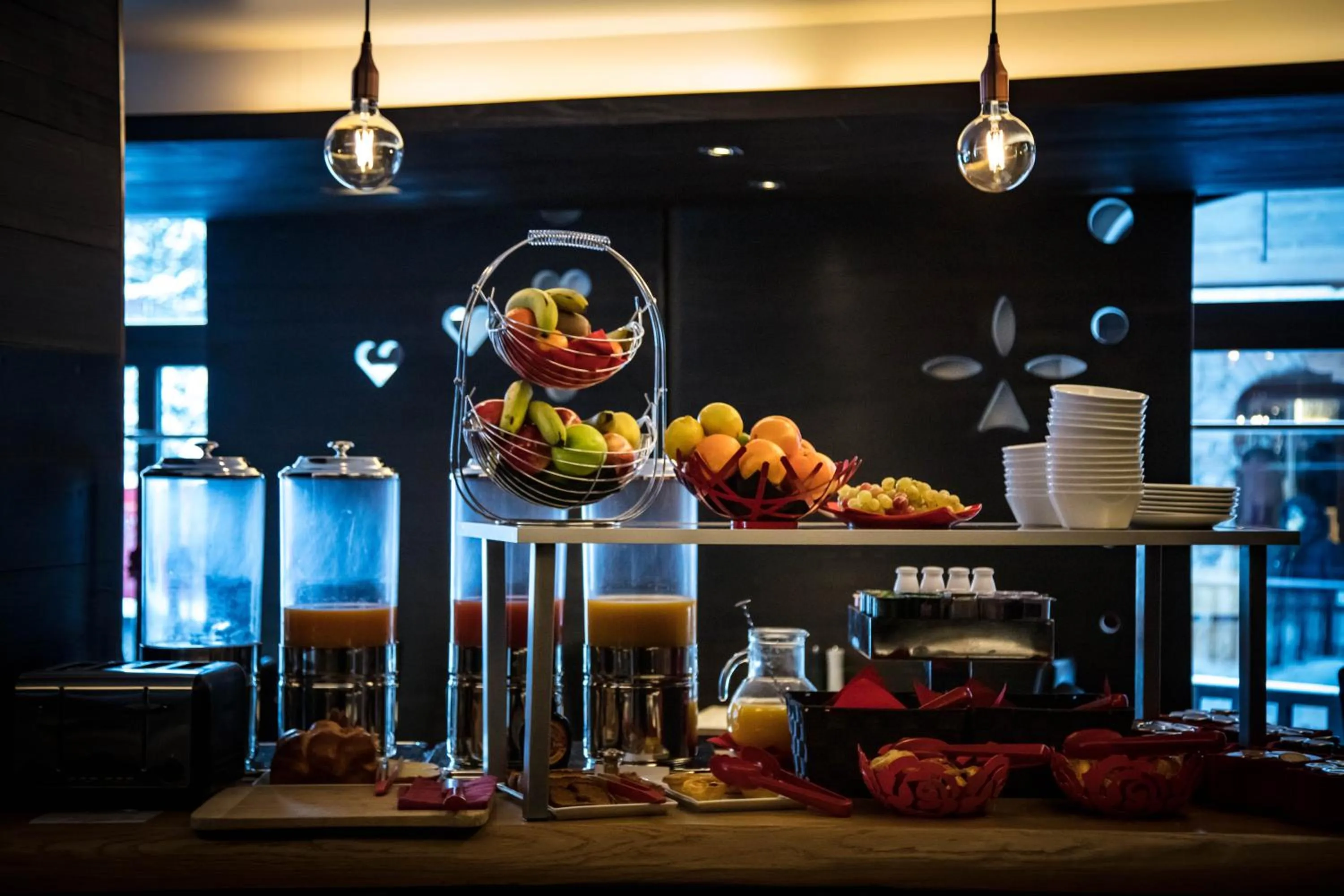 Food in Avenue Lodge Hotel & Spa