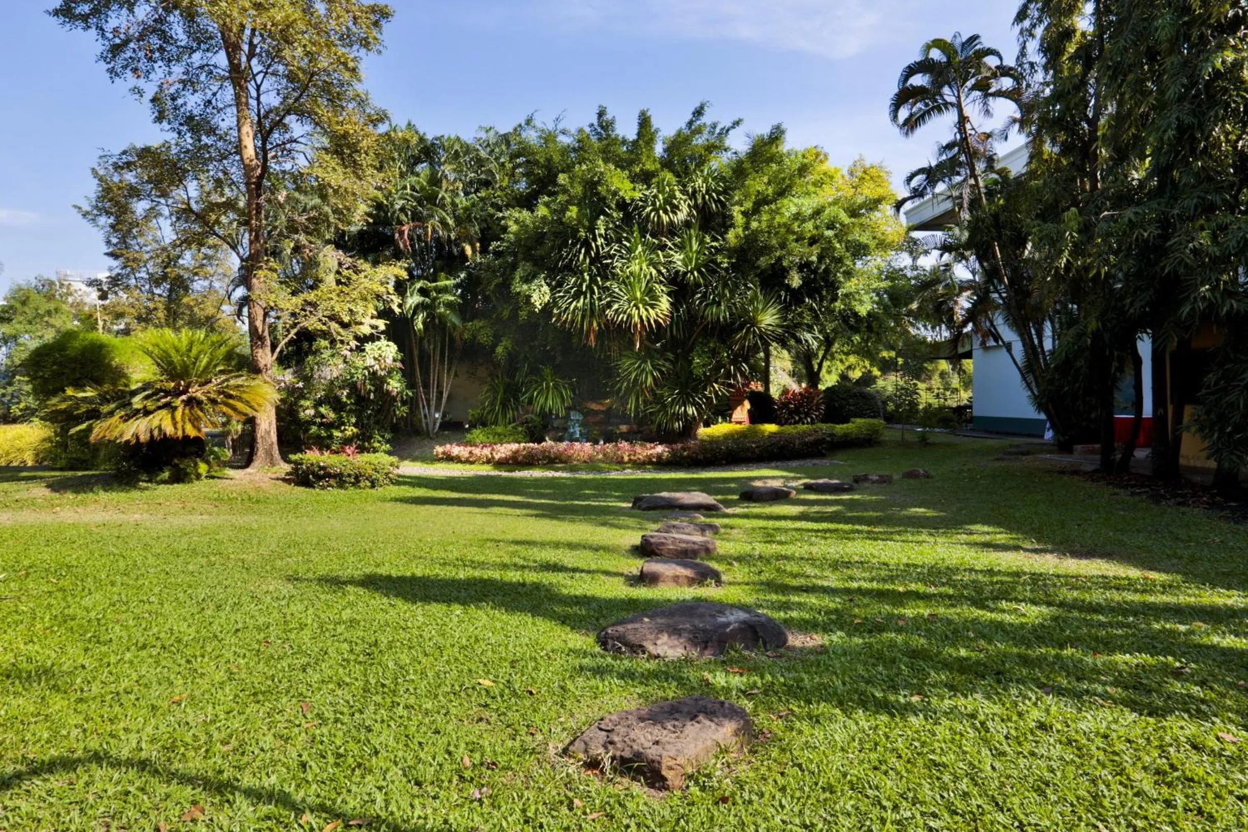 Garden in Charoen Hotel