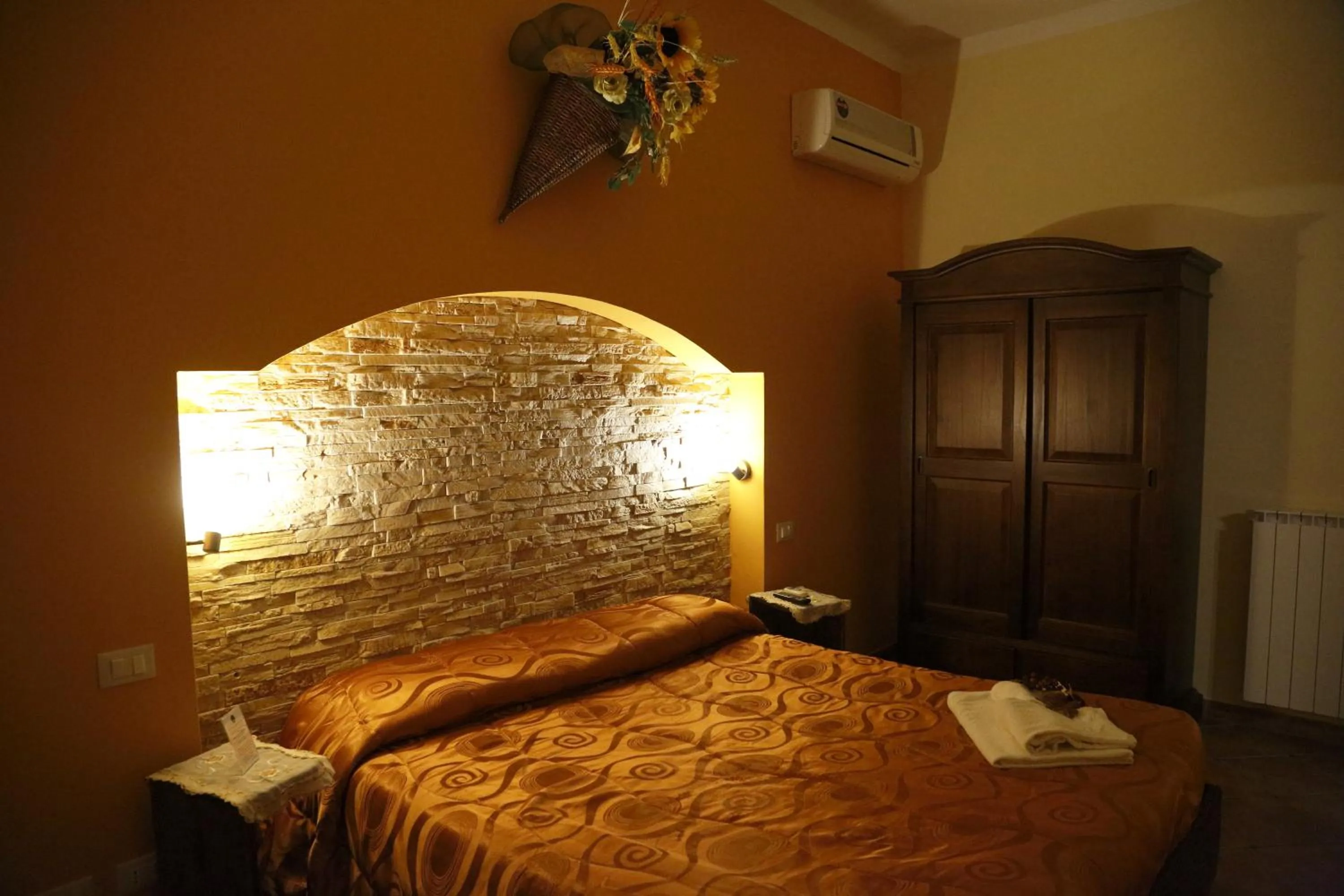 Photo of the whole room, Bed in Il Quadrifoglio