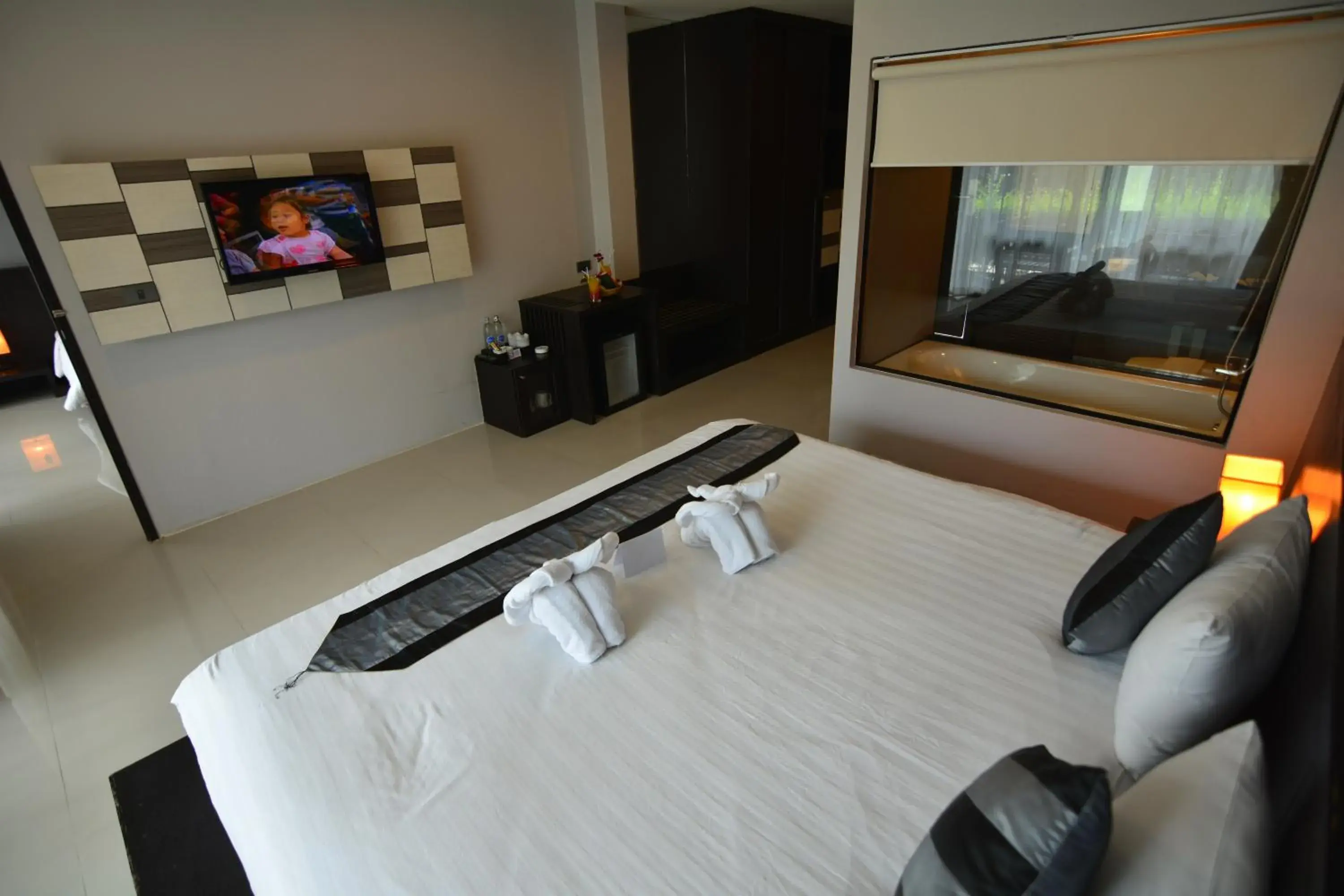 Bed in Chaweng Noi Pool Villa Bed in Chaweng Noi Pool Villa