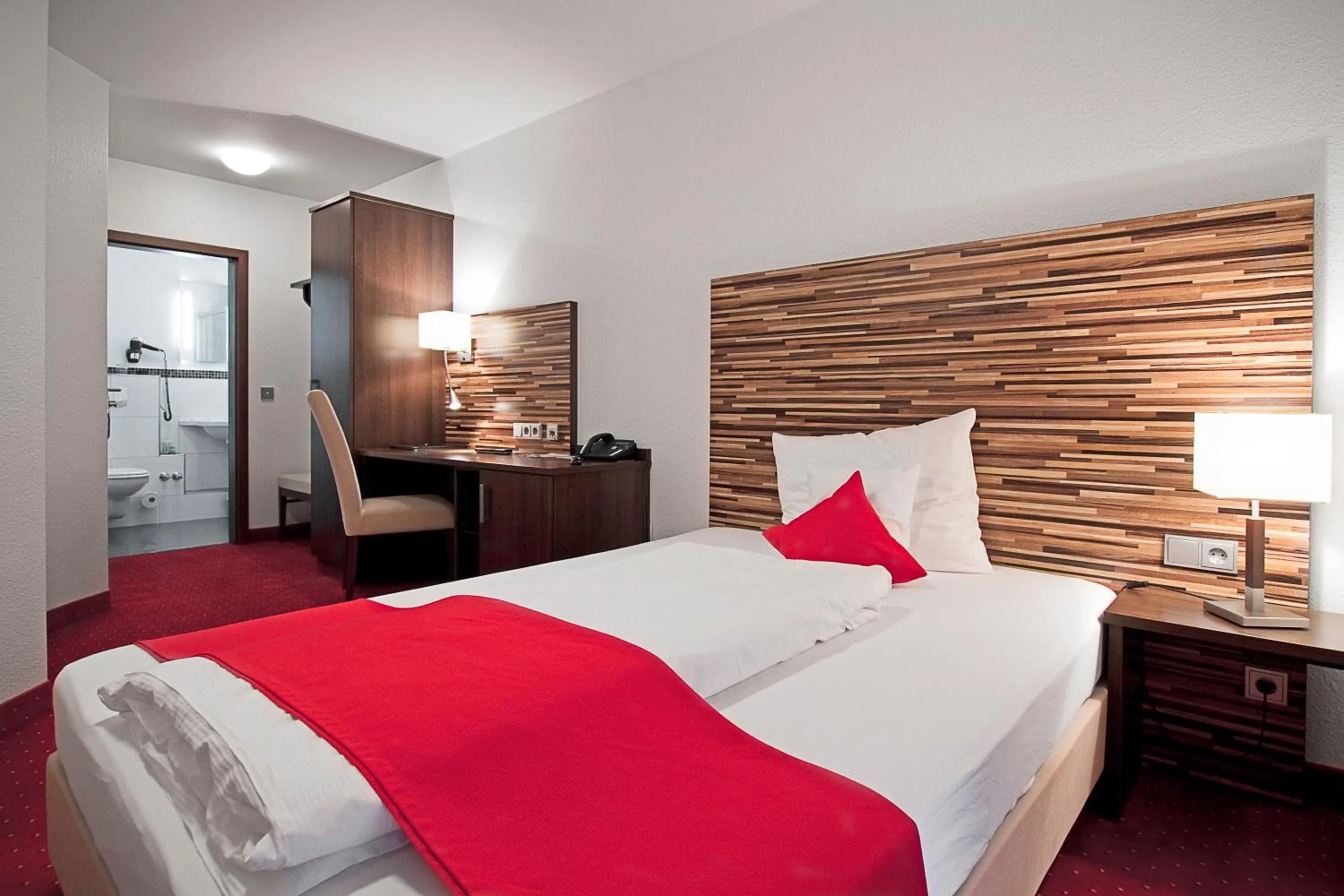 Photo of the whole room, Bed in HIB Hotel in Baesweiler